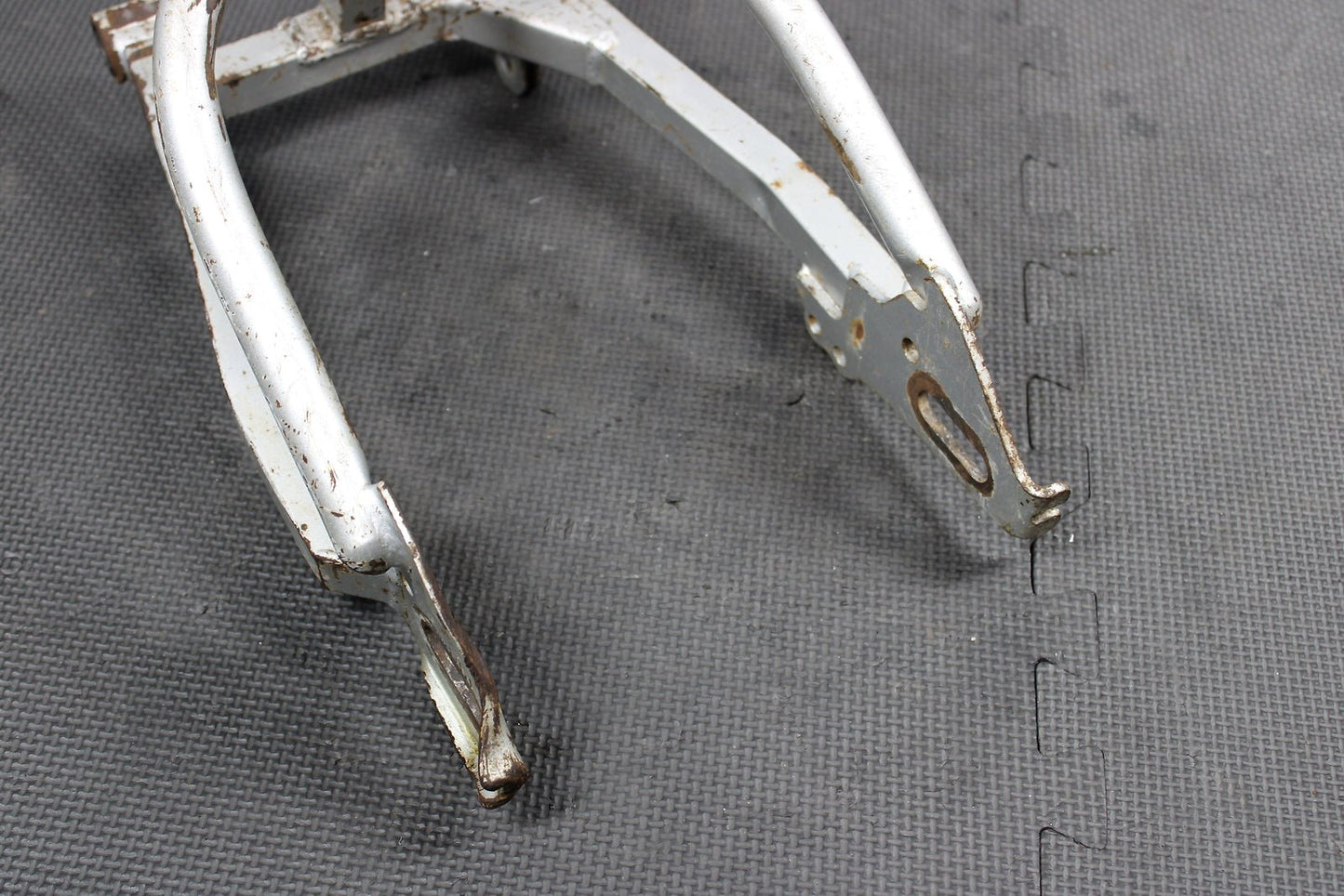 2000 YAMAHA 00 - 03 TTR90 03 - 07 TTR90E OEM SWINGARM SWING ARM SUSPENSION - hggarage
