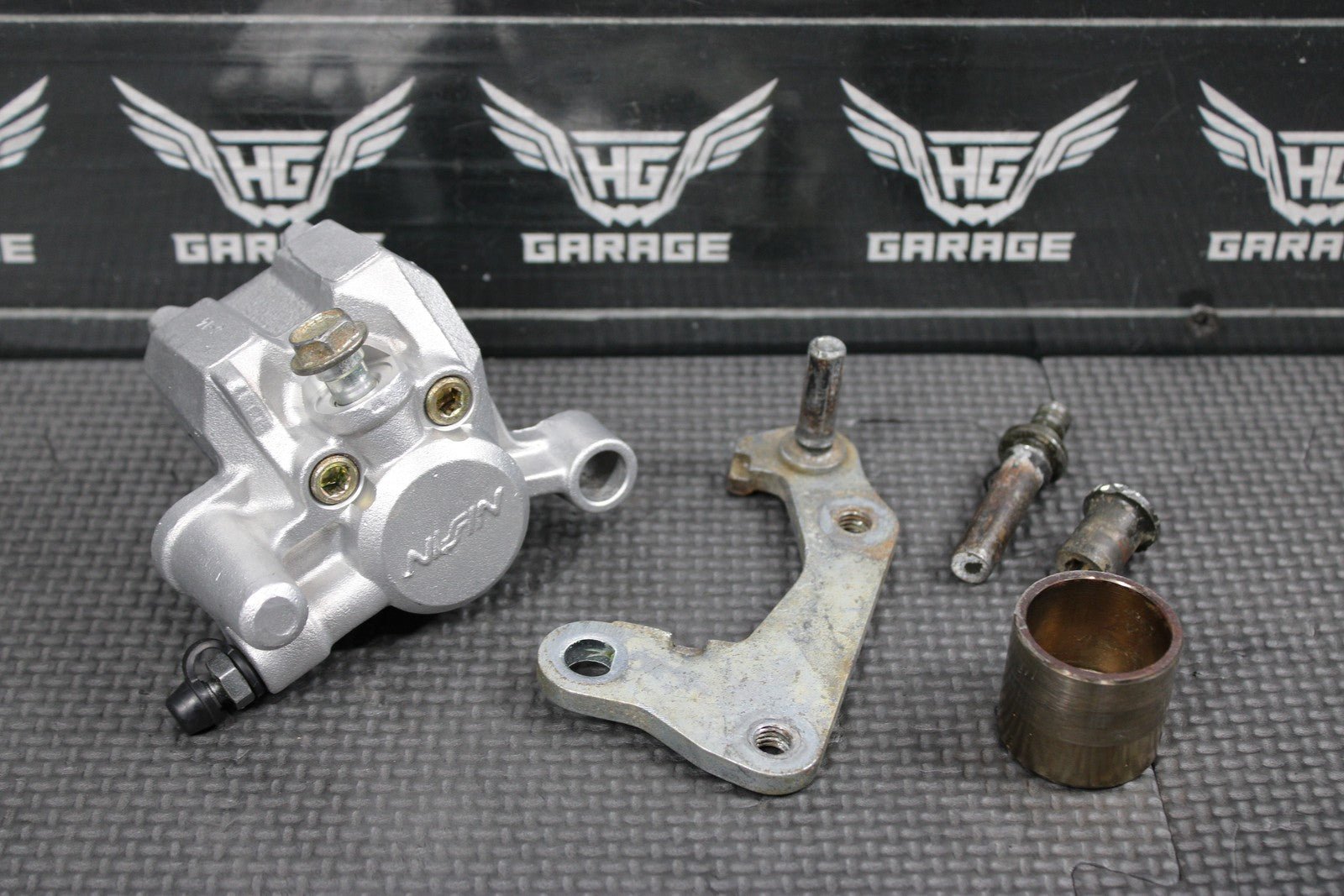 2003 00 - 03 KAWASAKI KX65 OEM NISSIN FRONT BRAKE CALIPER 43041 - 1710 NEEDS REBUILT - hggarage