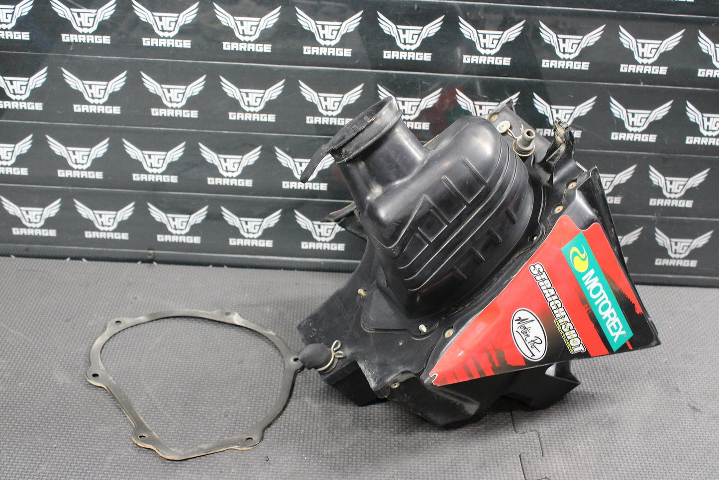 2004 Honda CRF250R OEM Air Cleaner Case 17250 - Krn - 000 - hggarage