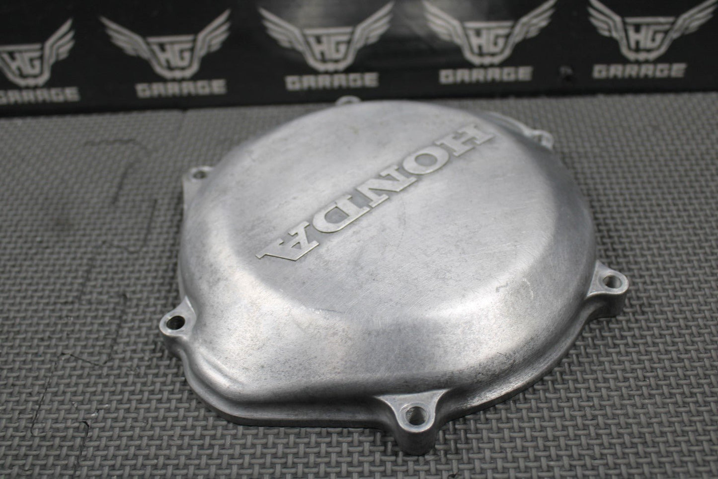 2001 HONDA 97 - 01 CR250R OEM RIGHT SIDE CASE OUTER CLUTCH COVER 11342 - KZ3 - B10 - hggarage