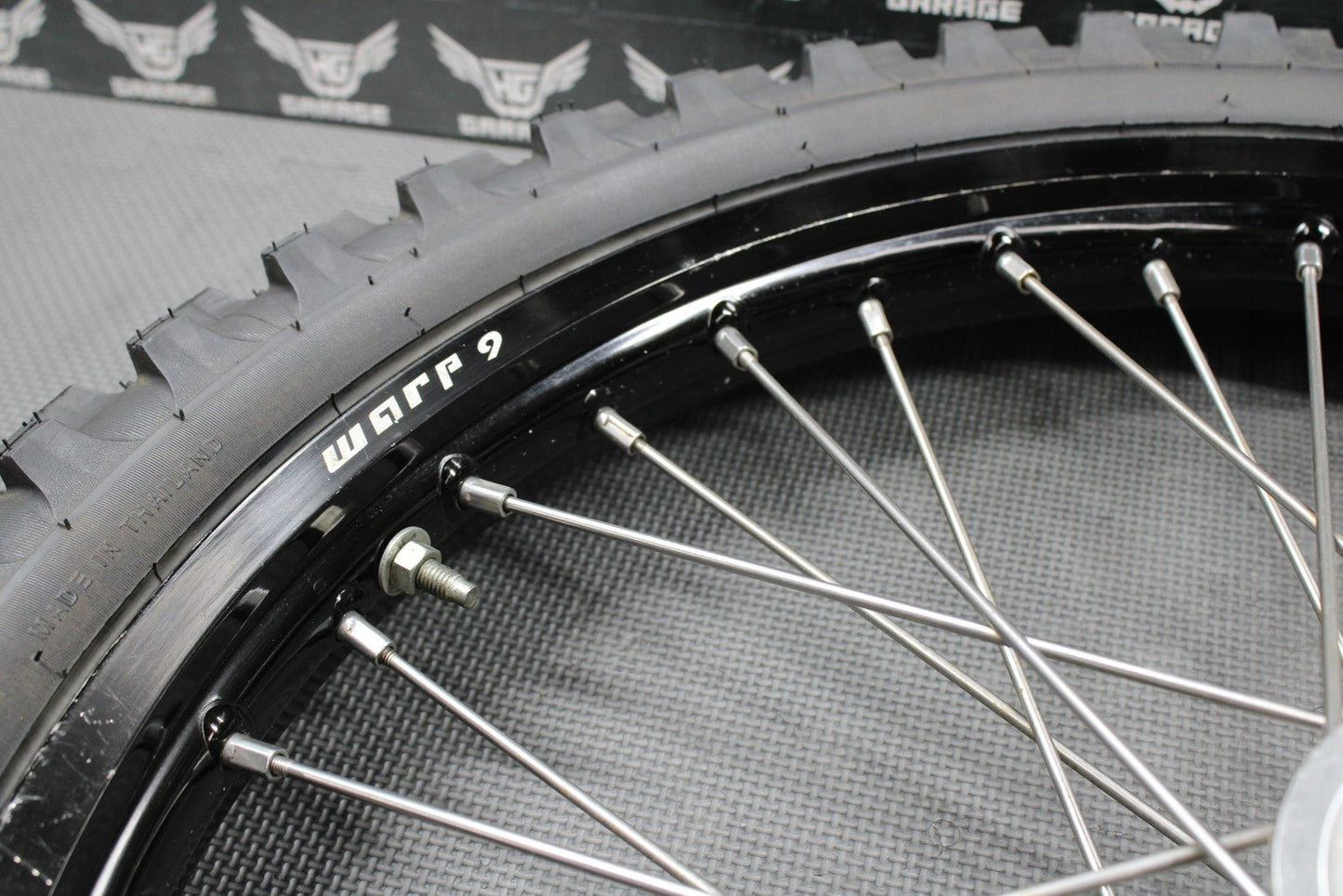 2014 KAWASAKI 10 - 18 KX250F WARP 9 BLACK FRONT WHEEL RIM BILLET HUB LIKE NEW TIRE - hggarage