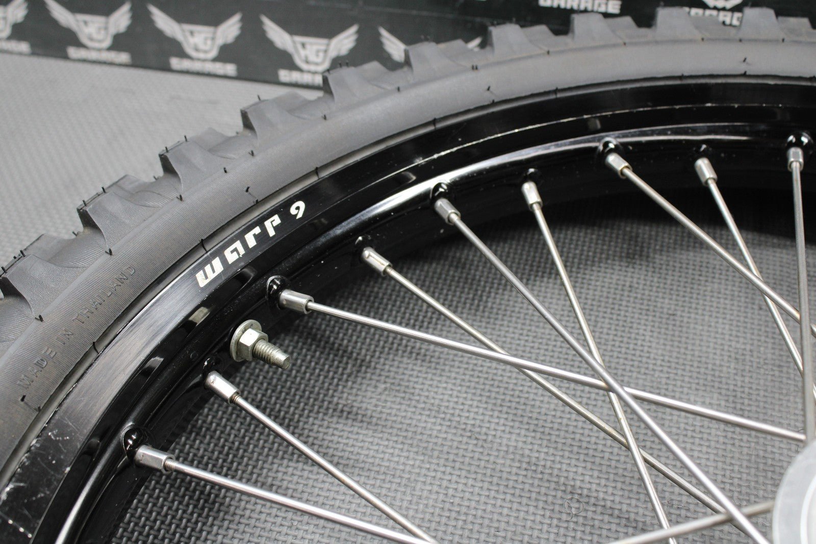 2014 KAWASAKI 10 - 18 KX250F WARP 9 BLACK FRONT WHEEL RIM BILLET HUB LIKE NEW TIRE - hggarage