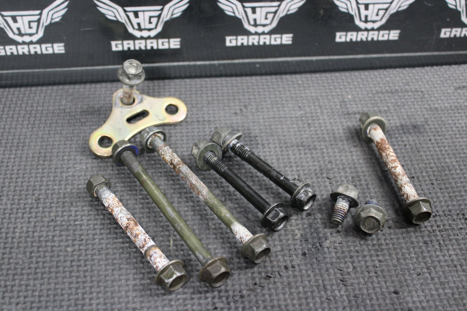 2000 Yamaha 00 - 03 TTR125 00 - 04 TTR125L OEM Engine Motor Mount Stay Brackets - hggarage
