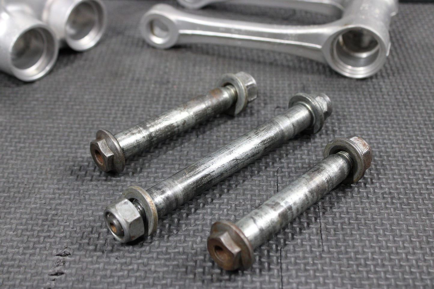 1998 HONDA CR125R CR250R OEM REAR SHOCK LINKAGE LINKS RELAY ARM BOLTS NICE! - hggarage