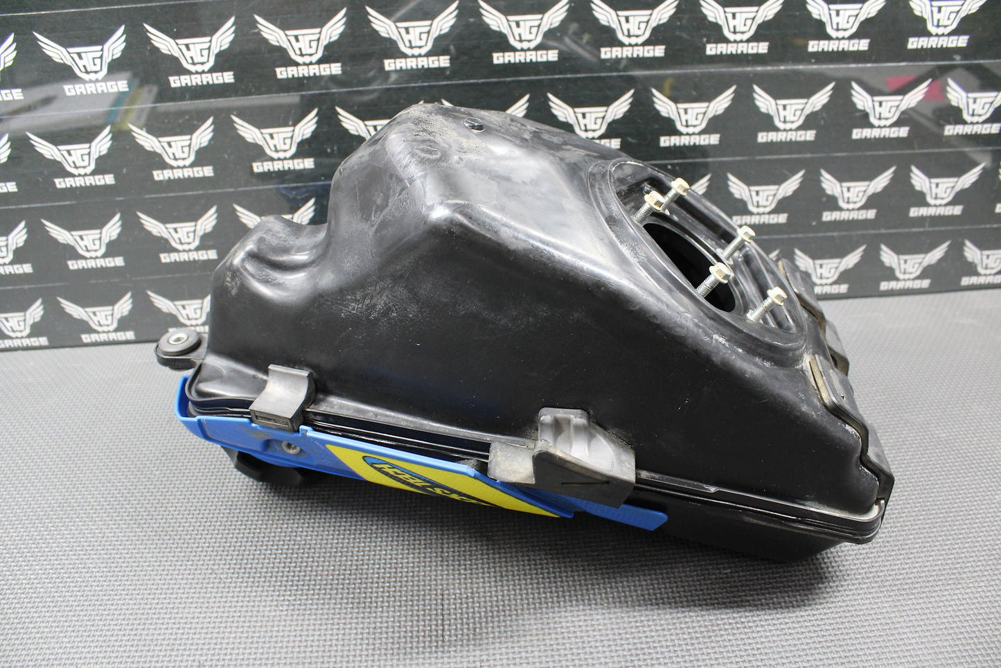 2018 18 - 20 SUZUKI RMZ450 OEM GAS FUEL TANK CELL PETROL RESERVOIR 44110 - 37K00 - hggarage