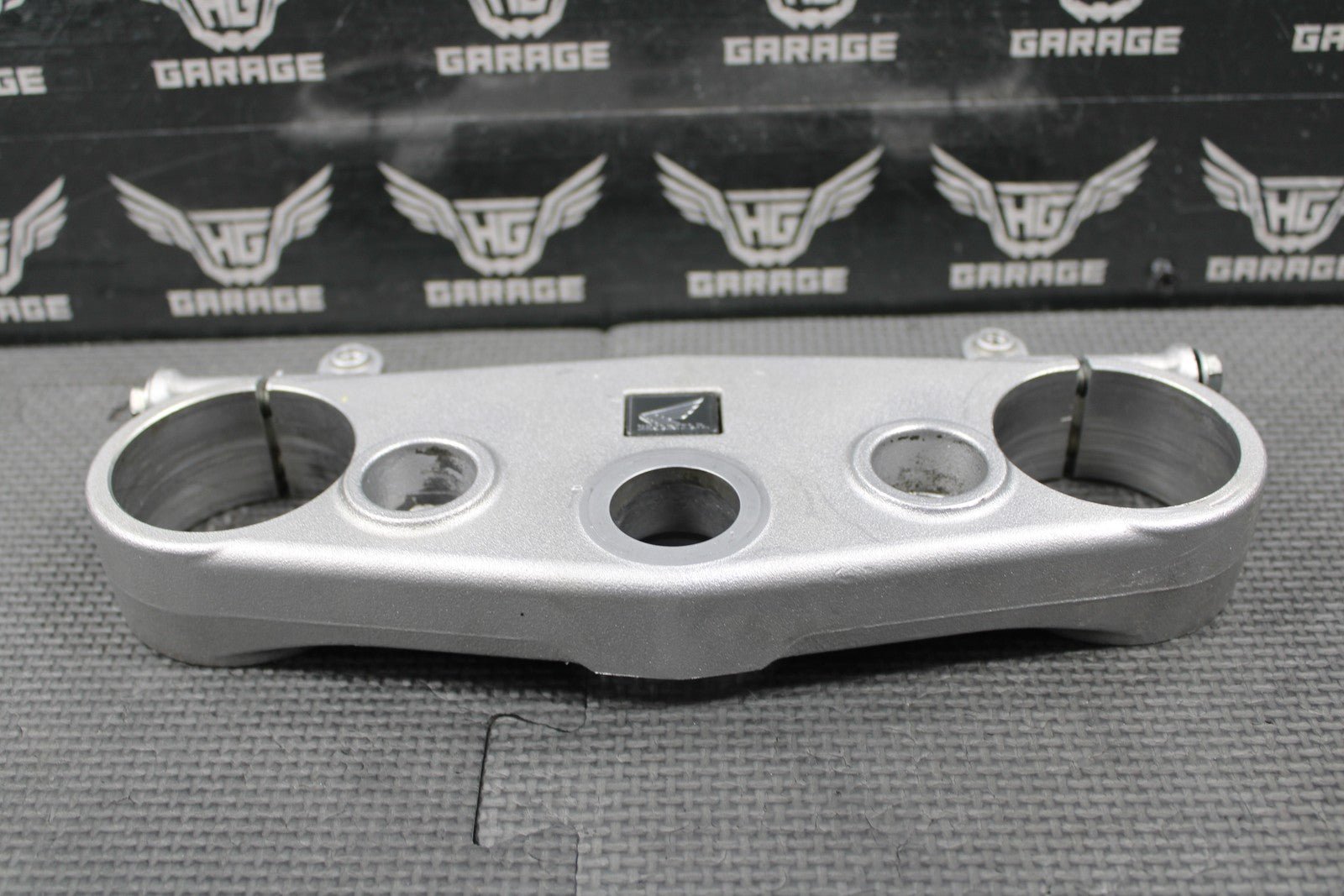 2008 2009 HONDA CRF250R OEM UPPER TRIPLE TREE BAR CLAMP BRIDGE 53300 - MEN - A10 - hggarage