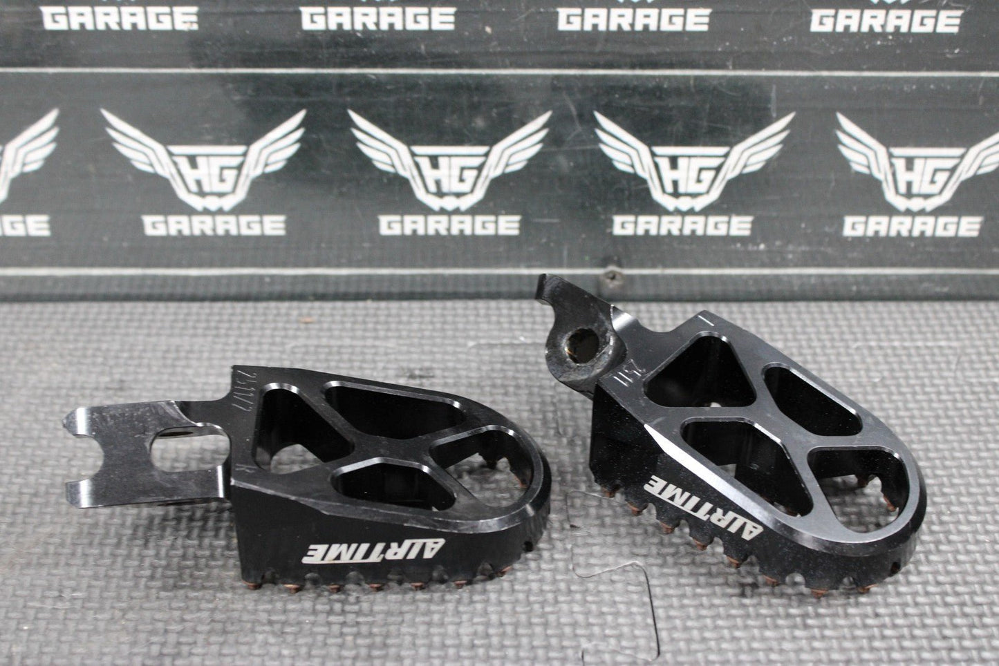 2007 HONDA CRF450R AIR TIME BILLET FOOT PEGS PEDALS FRAME STAND FOOTPEG BLACK - hggarage