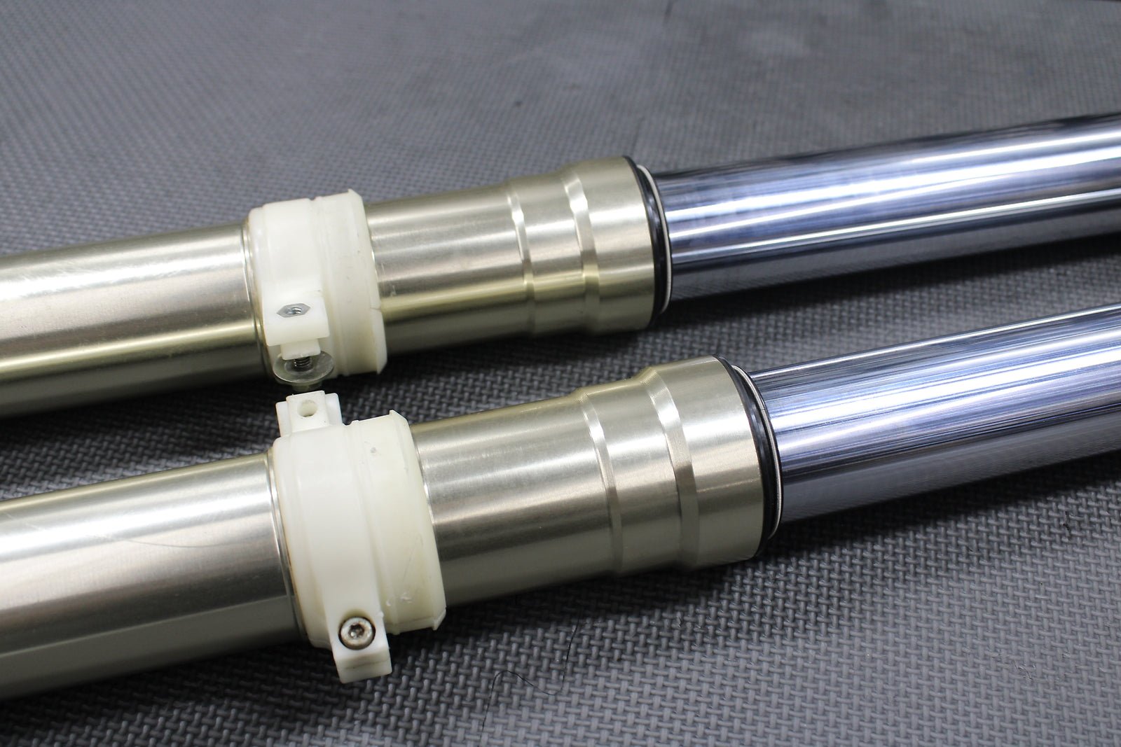 2000 SUZUKI 00 - 04 DRZ400 OEM RIGHT LEFT FRONT SUSPENSION FORKS SHOCKS DAMPERS - hggarage