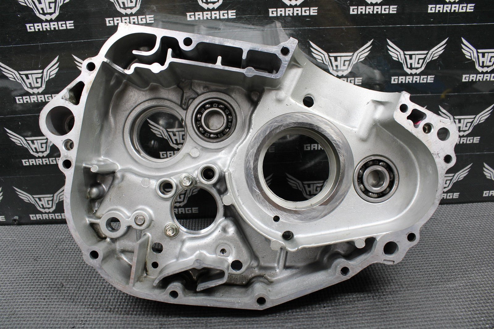 2009 KAWASAKI 09 - 14 KLX250 KLX250SF OEM ENGINE CRANKCASE CRANK CASES SET NICE! - hggarage