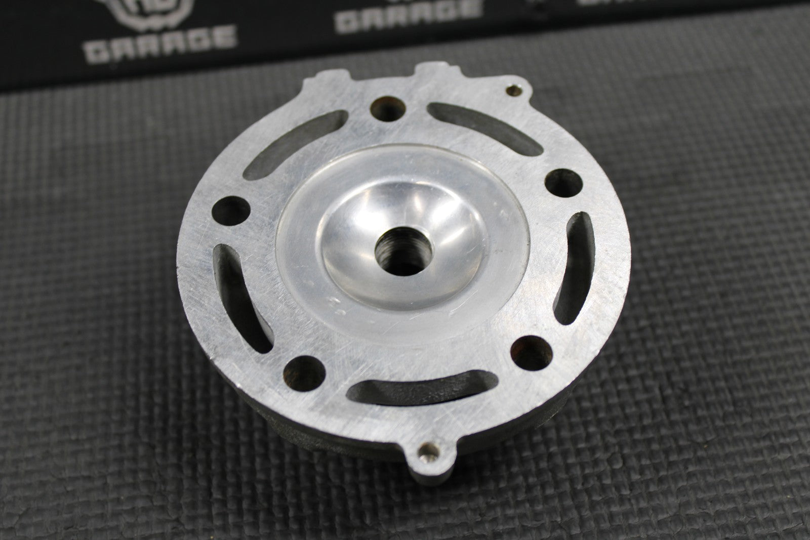 1992 KAWASAKI KX125 OEM ENGINE MOTOR CYLINDER HEAD COVER DOME 11001 - 1369 NICE! - hggarage