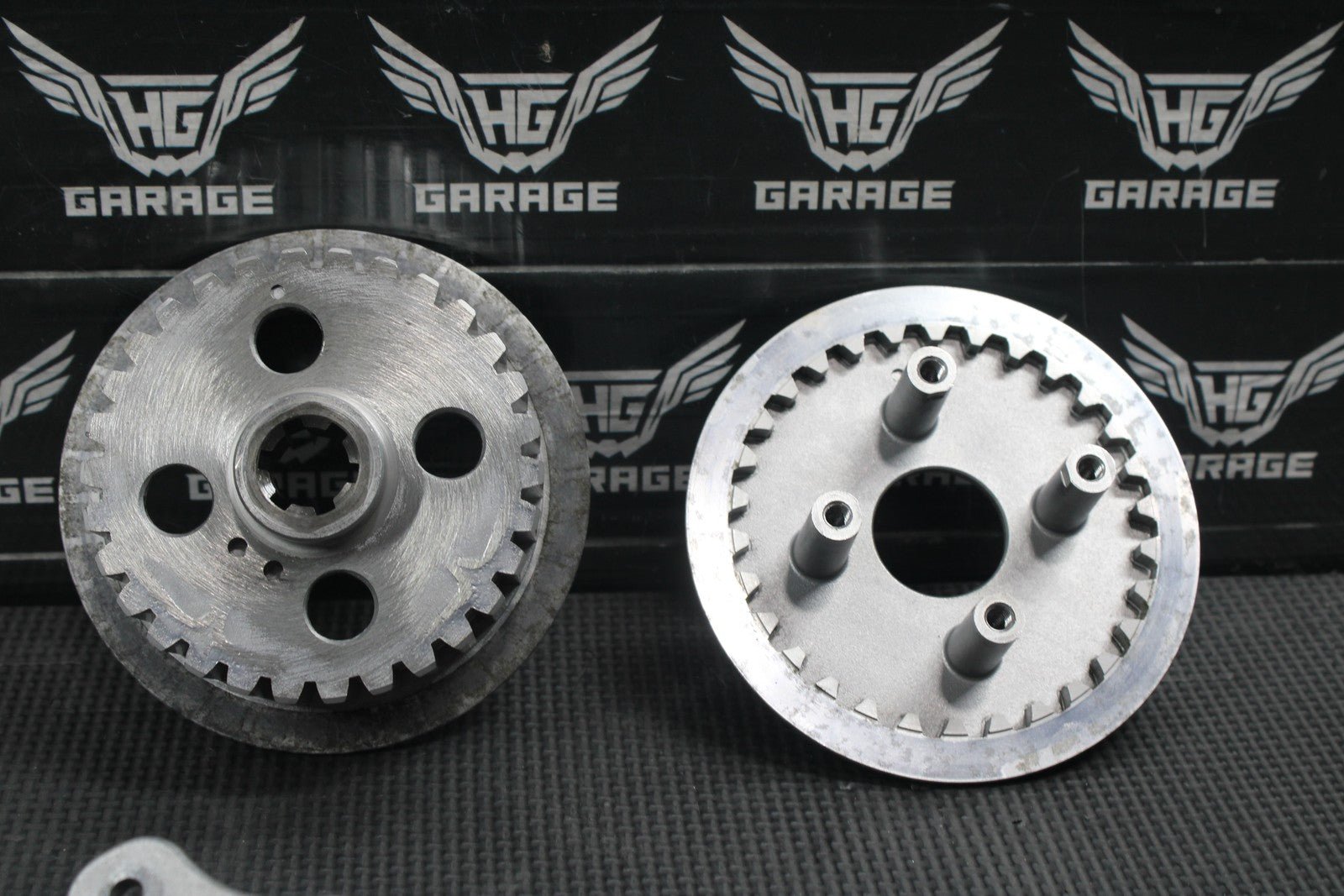 2004 SUZUKI LTZ250 OEM COMPLETE CLUTCH BASKET INNER OUTER HUB SPRINGS - hggarage