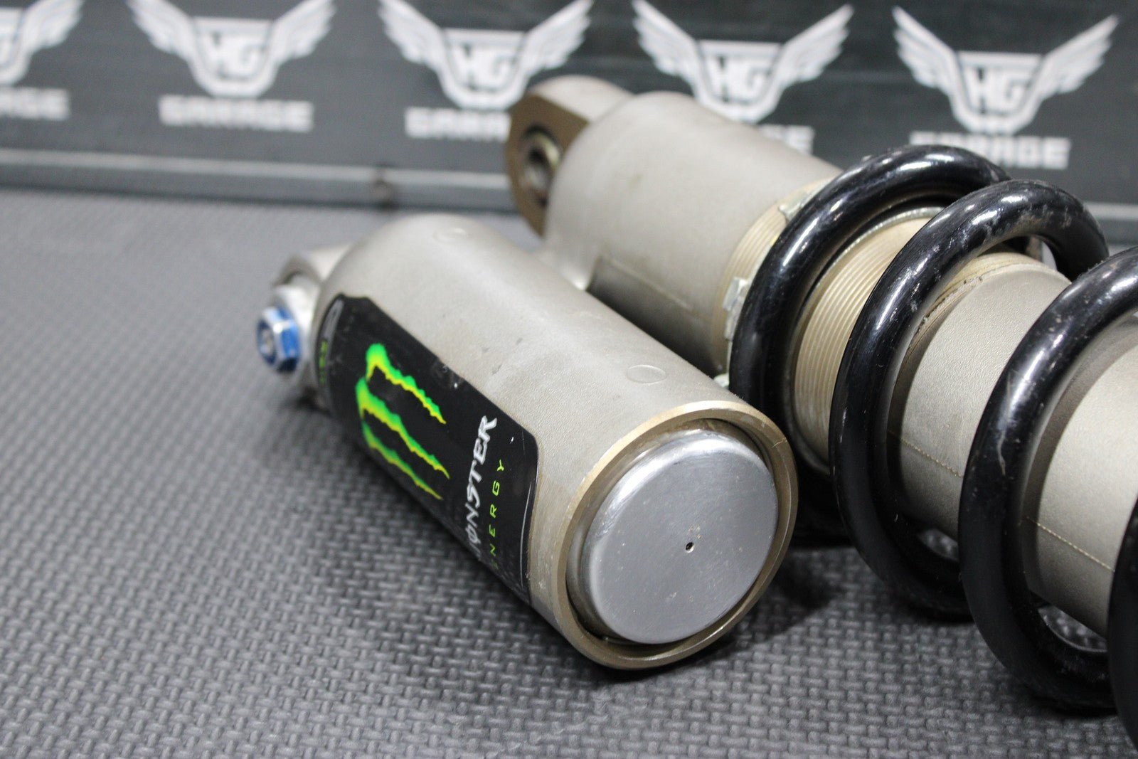 2014 KAWASAKI KX250F OEM REAR BACK SHOCK ABSORBER SUSPENSION 45014 - 0416 - 23P GOOD - hggarage