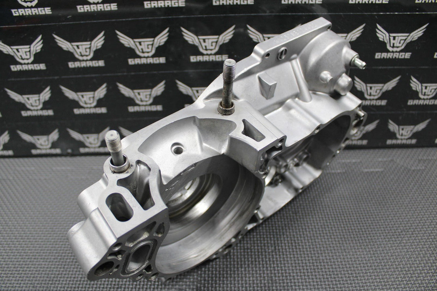 2006 2007 KAWASAKI KX250 OEM RIGHT ENGINE CRANKCASE CRANK CASE 14001 - 0065 GOOD! - hggarage