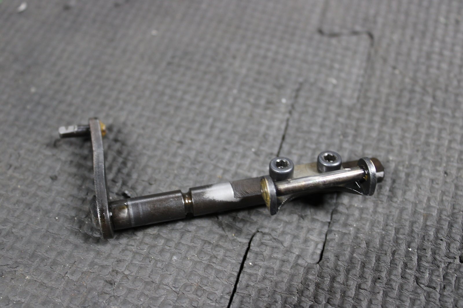 1995 KAWASAKI KX125 OEM ENGINE POWERVALVE EXHUAST VALVE LINKAGE GOVERNOR - hggarage