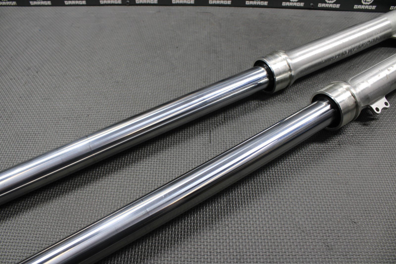 2002 95 - 02 HONDA XR200R OEM RIGHT LEFT FRONT SUSPENSION FORKS SHOCKS DAMPERS - hggarage