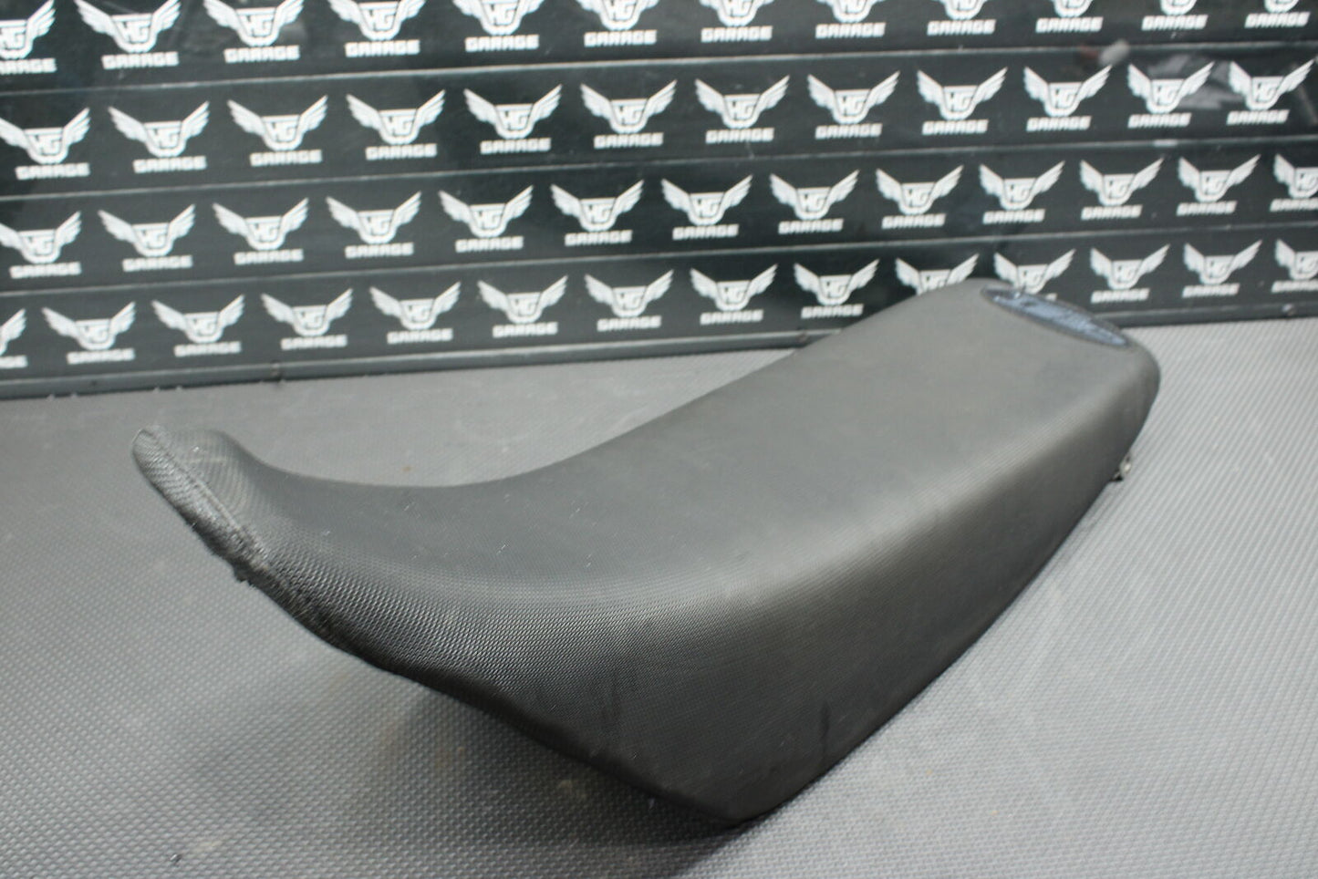 1993 HONDA CR250R OEM SEAT SADDLE CUSHION ASSEMBLY 77100-KZ3-710