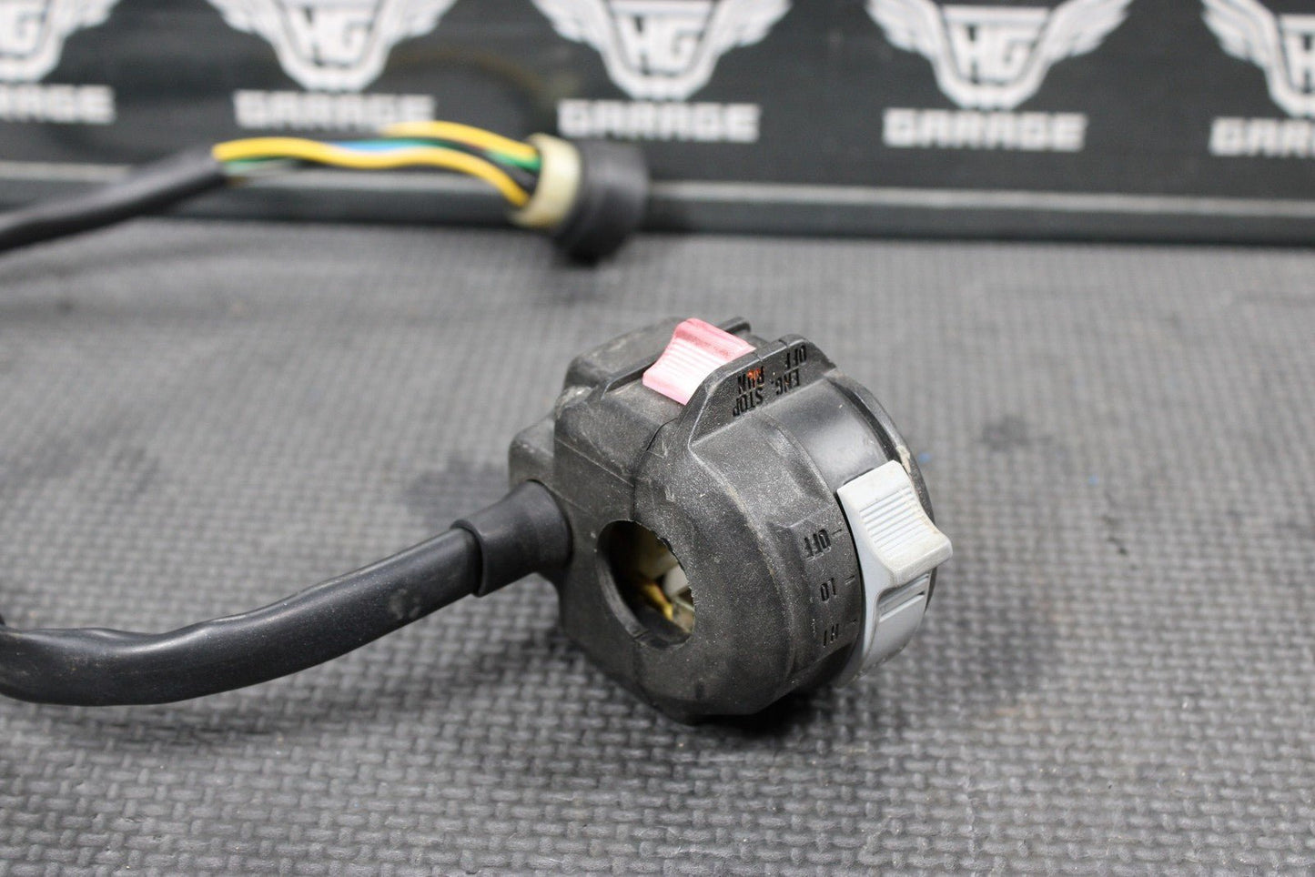 1991 87 - 94 YAMAHA BANSHEE 350 OEM LEFT HANDLEBAR HEADLIGHT ENGINE CUTOFF SWITCH - hggarage