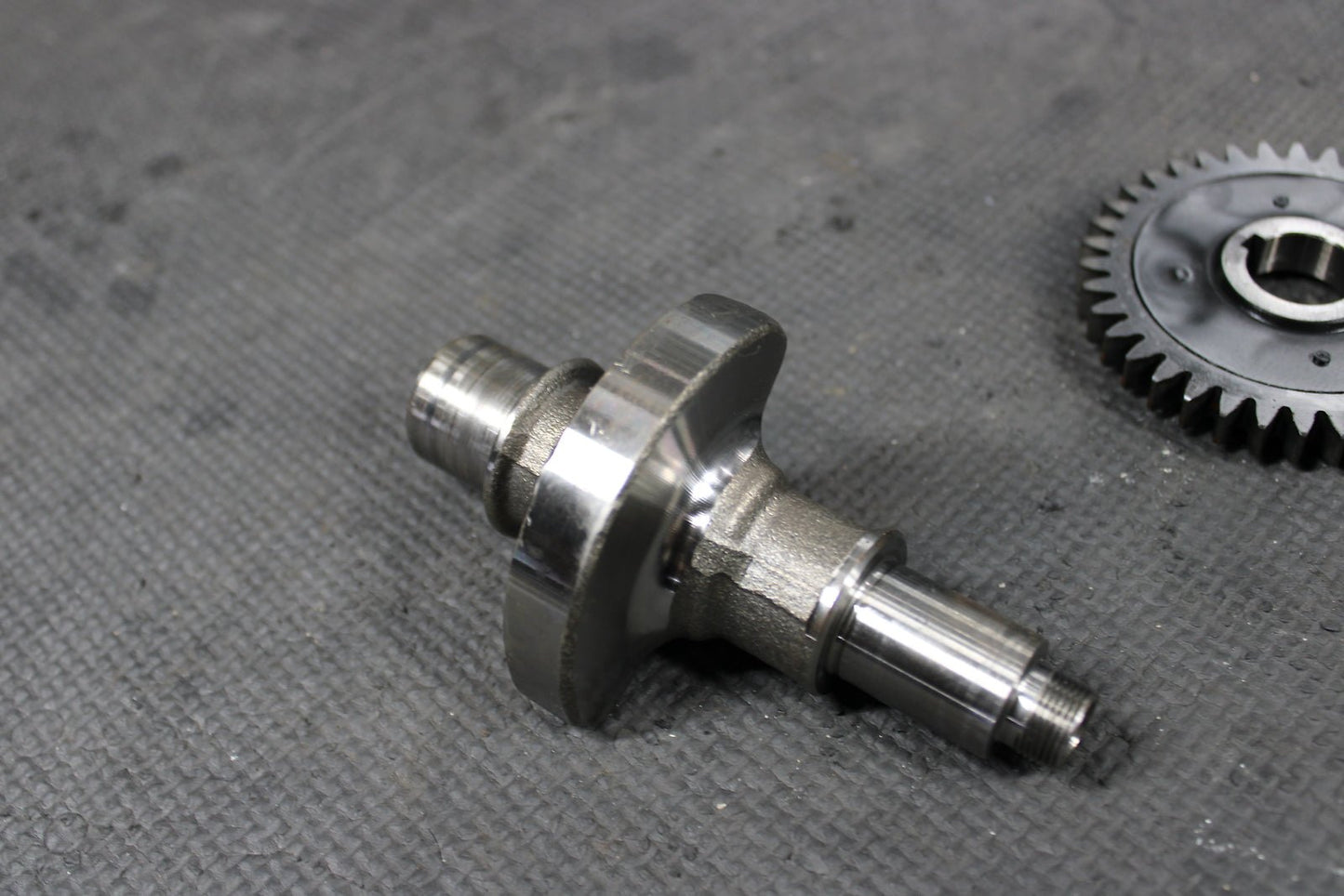 2001 YAMAHA OEM TIMING CHAIN CRANKSHAFT COUNTER BALANCE SHAFT BALANCER - hggarage