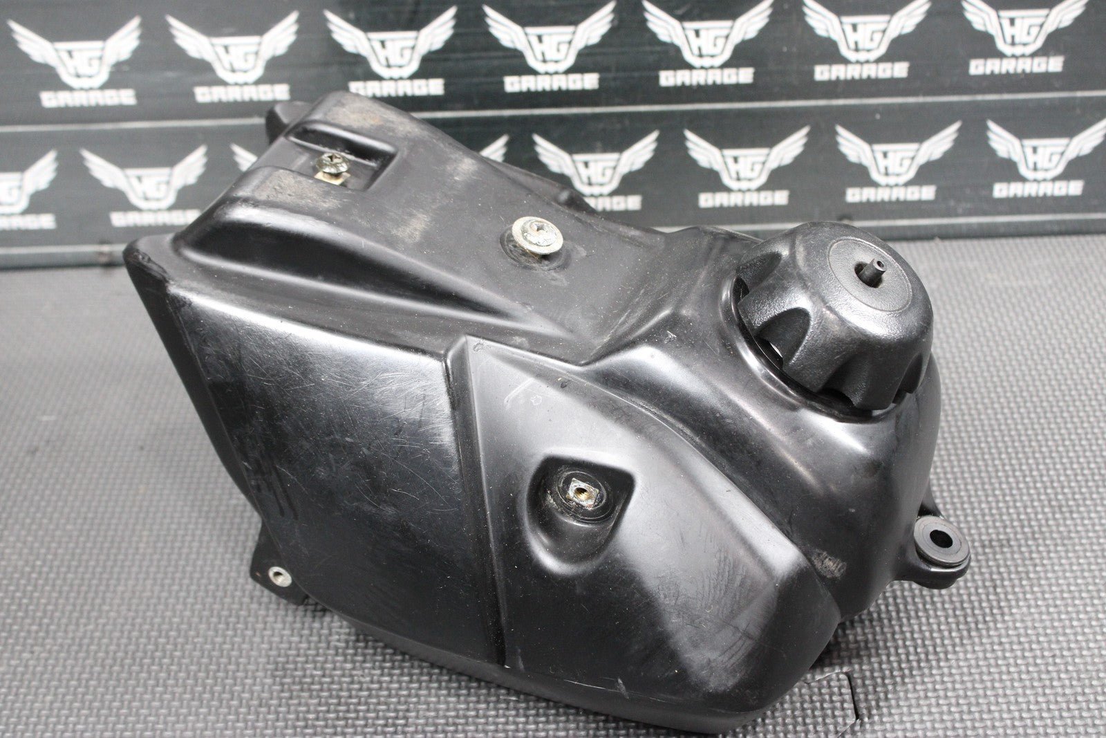 2003 KAWASAKI 02 - 22 KX65 OEM GAS TANK FUEL CELL PETROL RESERVOIR 51001 - 1676 - 6Z - hggarage