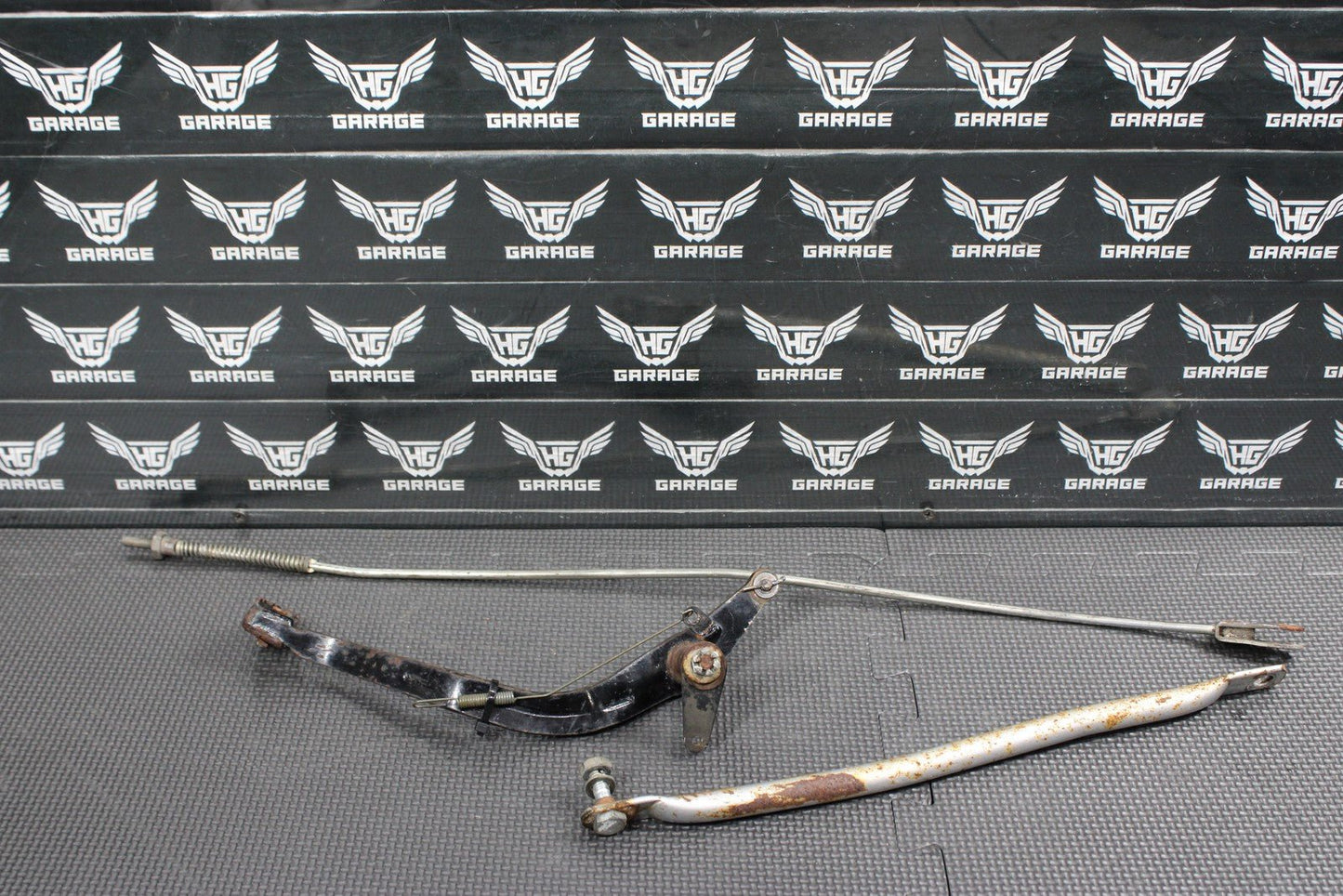 2005 SUZUKI DR200SE OEM RIGHT REARSET BRAKE FOOT PEDAL BRAKE ROD ARM 43120 - 44A12 - hggarage