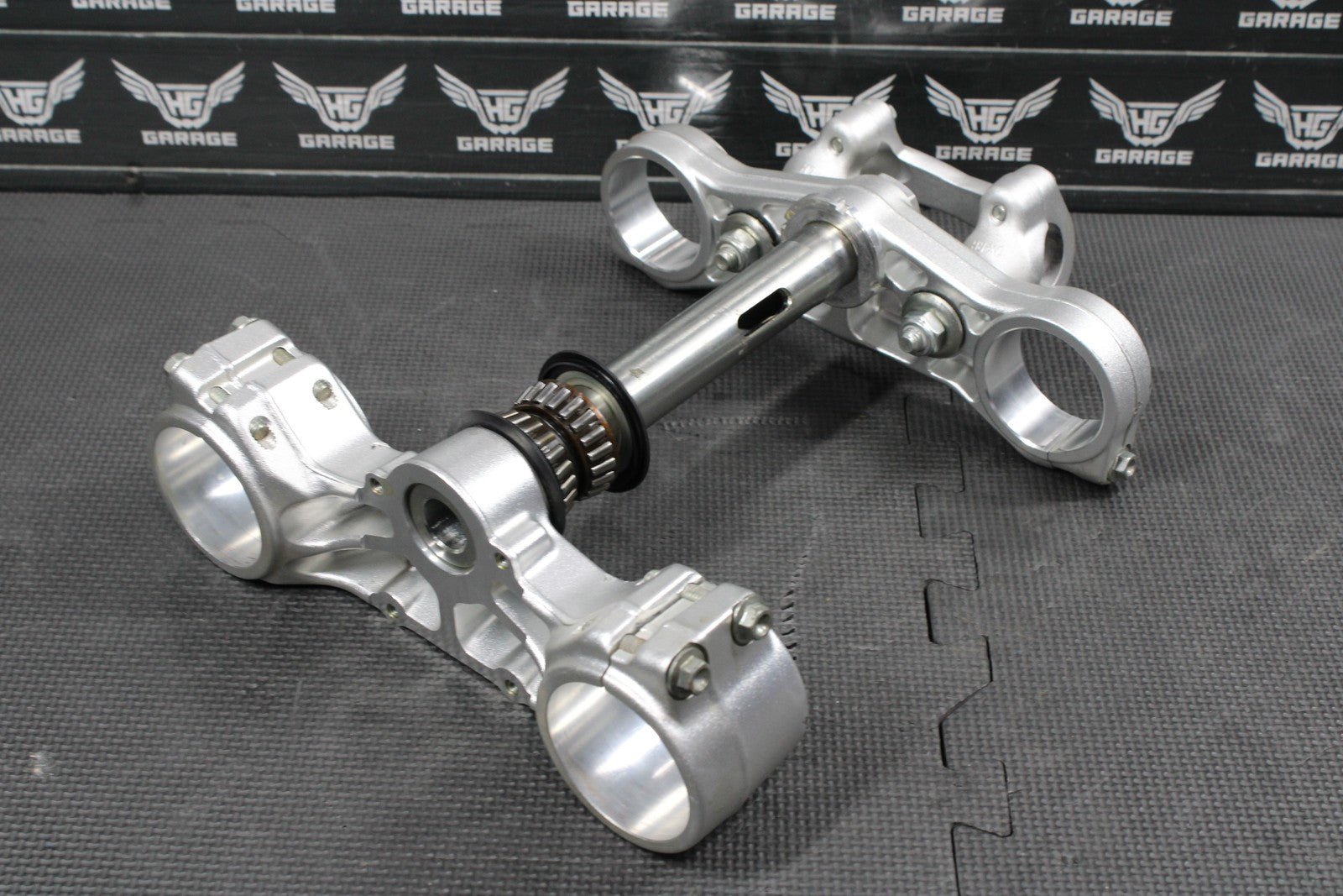 2013 HUSQVARNA TE511 OEM FRONT FORKS LOWER UPPER TRIPLE TREE STEM CLAMP - hggarage