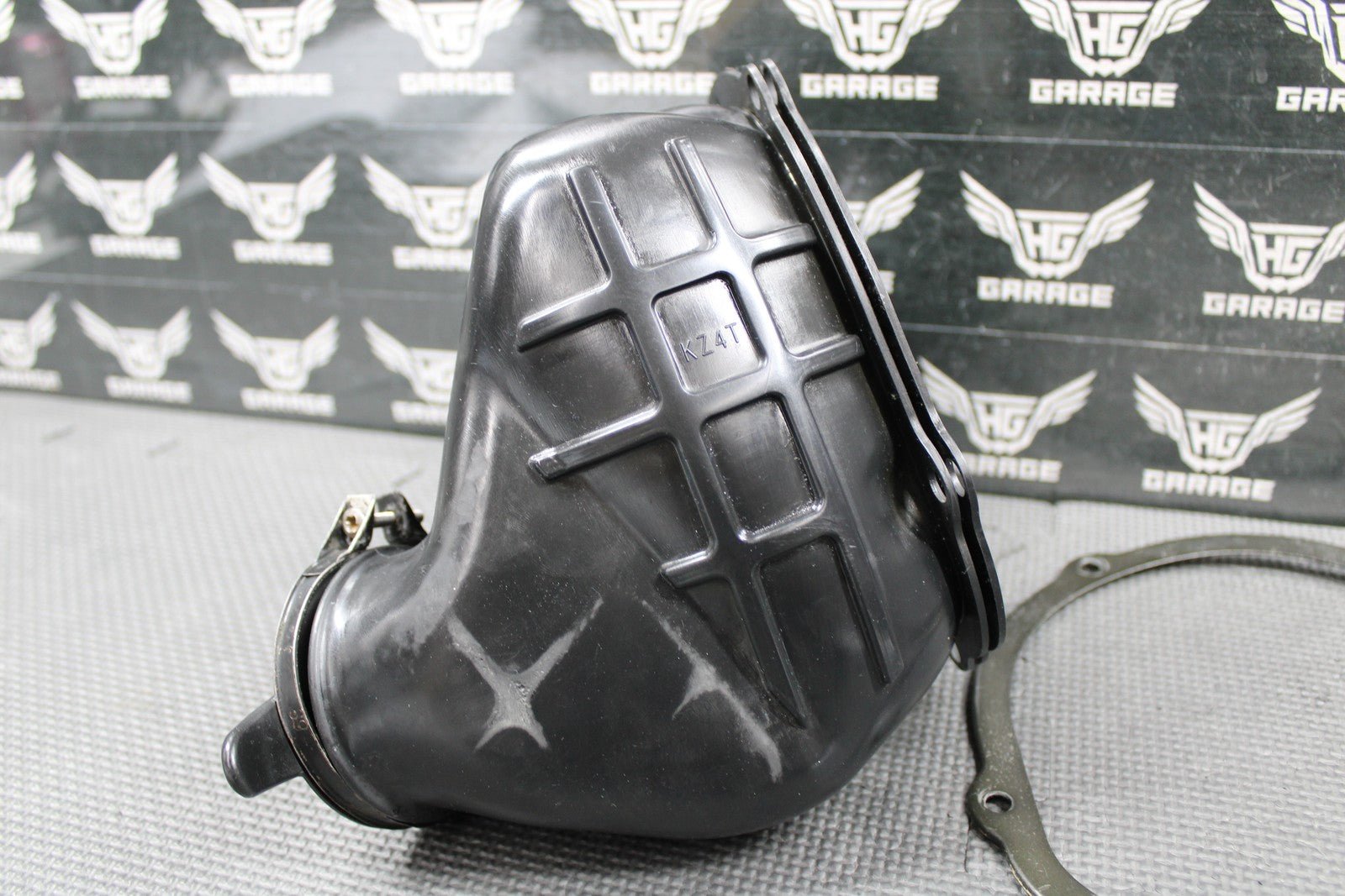 2001 HONDA CR125R OEM INTAKE BOOT AIRBOX AIR CLEANER CONNECTING TUBE 17253 - KZ4 - J - hggarage