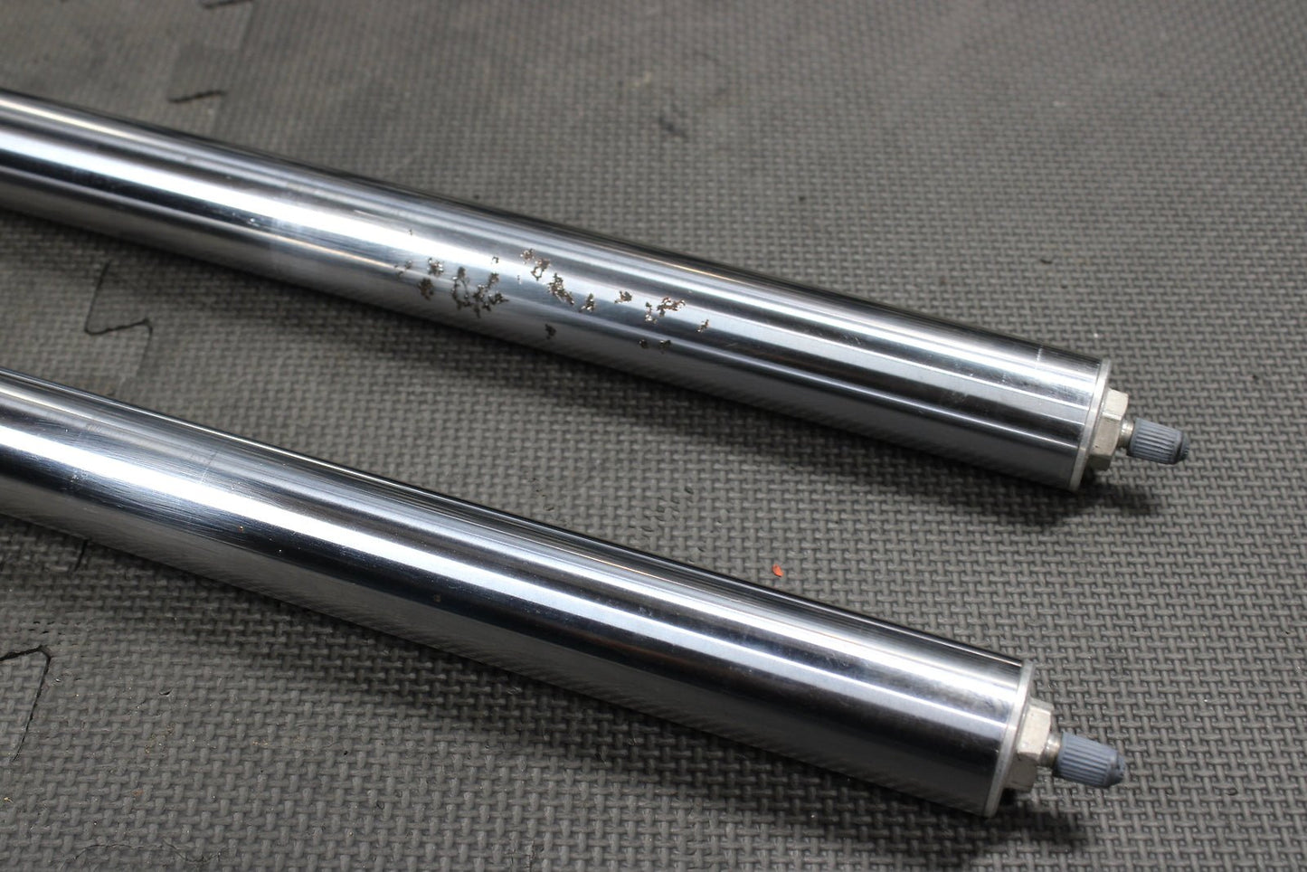2002 Honda XR200R 95 - 02 OEM KYB Right Left Front Suspension Forks Shocks 51480 - K - hggarage