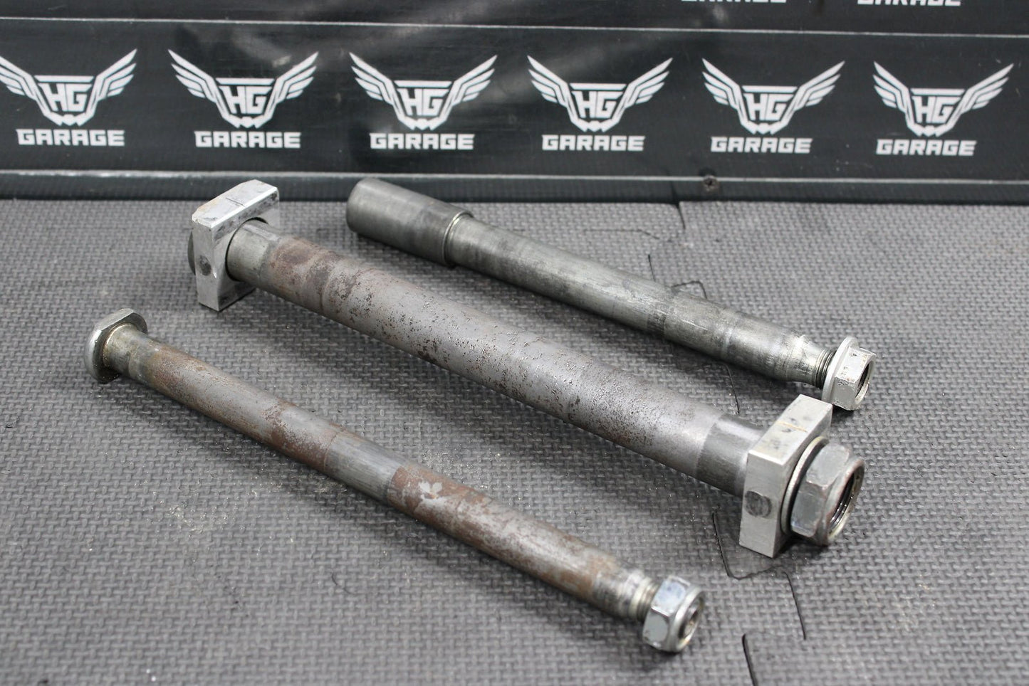 2004 Honda CRF250R OEM Front Rear Axle Back Wheel Rim Swingarm - hggarage