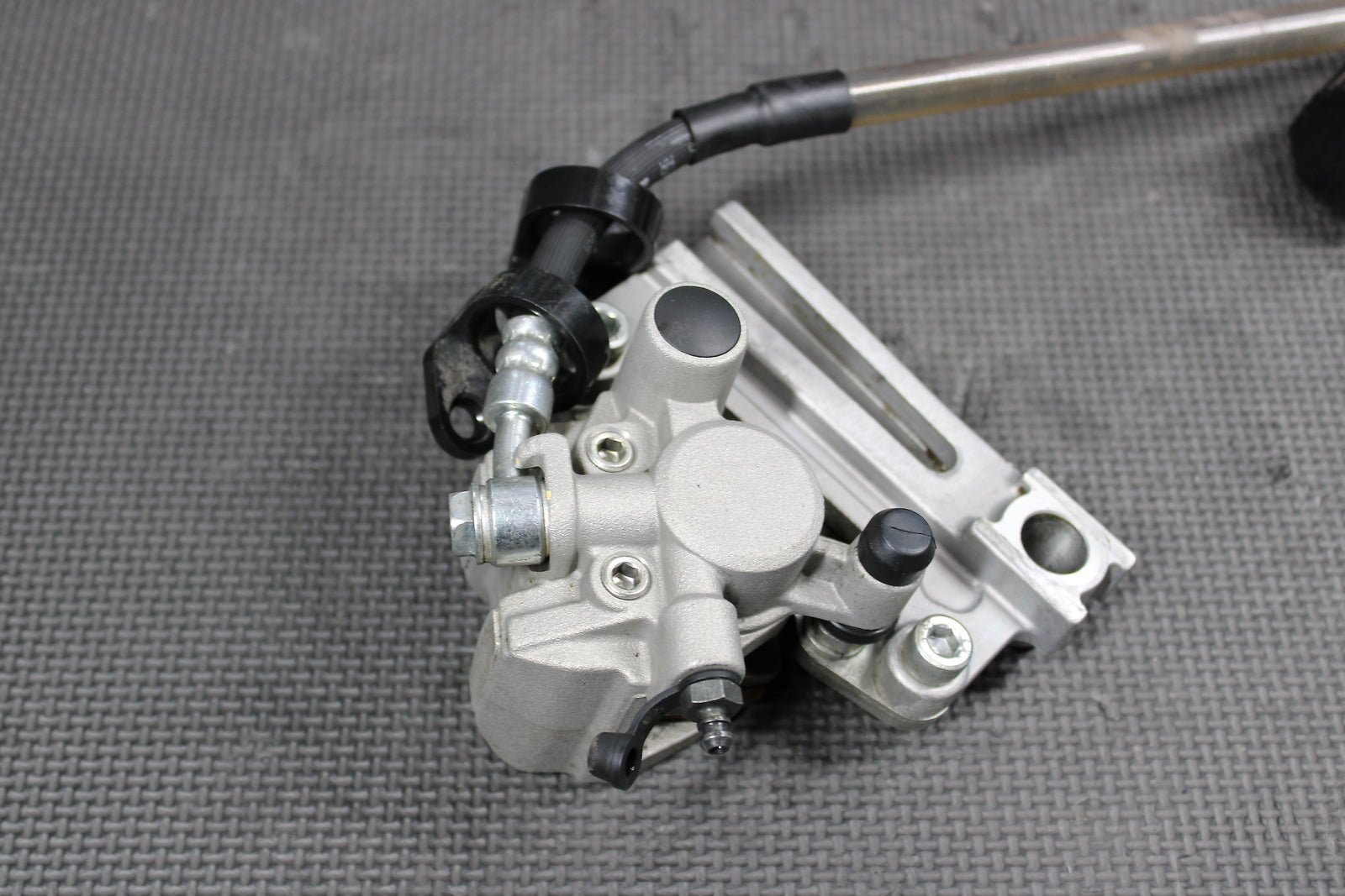 2020 KAWASAKI KX100 BIGWHEEL OEM NISSIN REAR BACK BRAKE CALIPER MASTER CYLINDER - hggarage