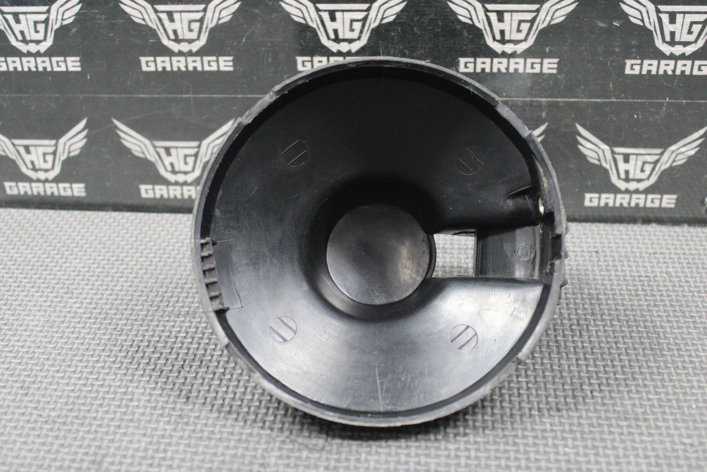 2001 YAMAHA BANSHEE YFZ350 OEM FRONT HEADLIGHT BODY HOUSING 2GU - 84330 - 70 - 00 - hggarage