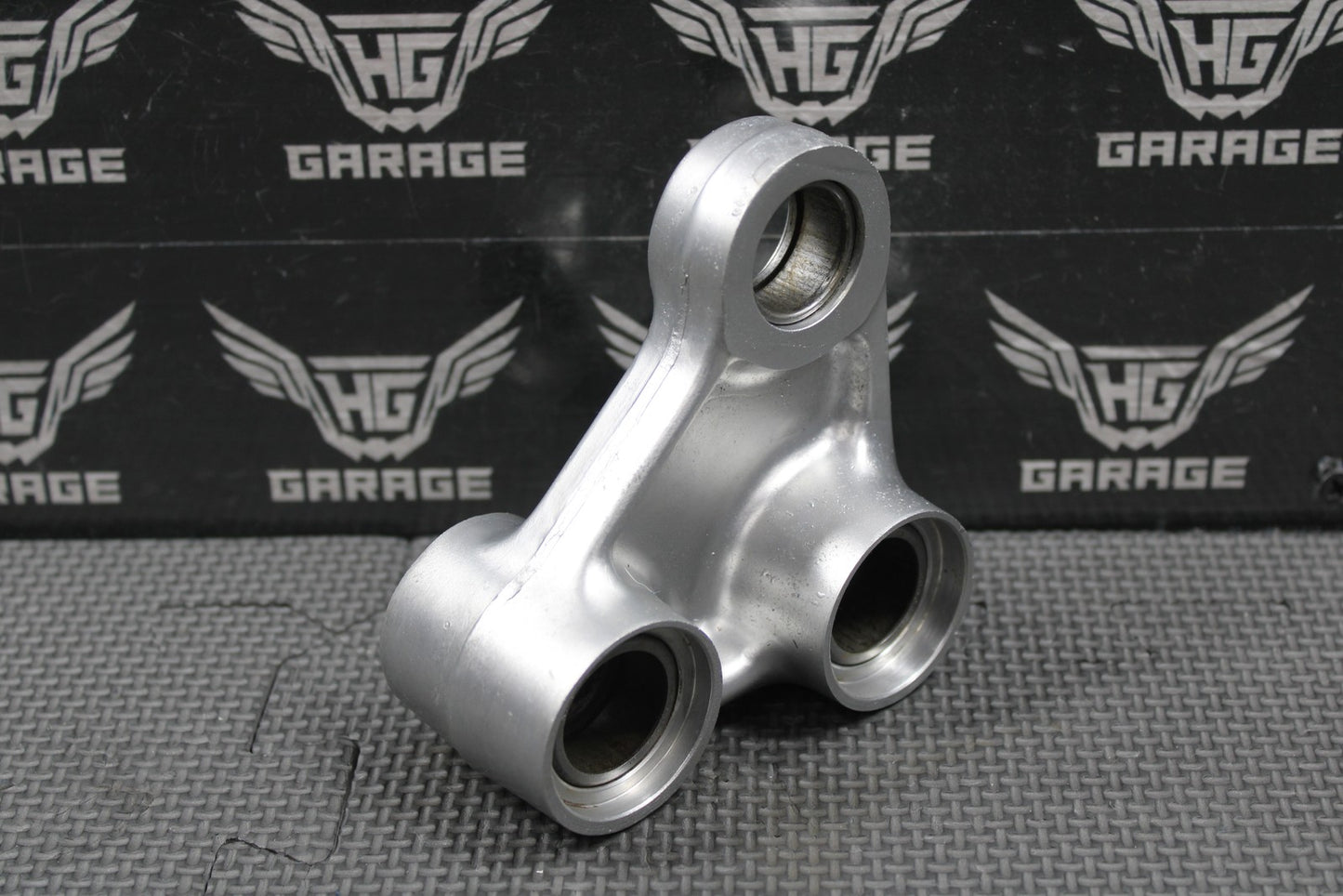 1997 HONDA CR250R OEM REAR SHOCK LINKAGE CUSHION ARM SET S52465 - KZ3 - B00 NICE! - hggarage