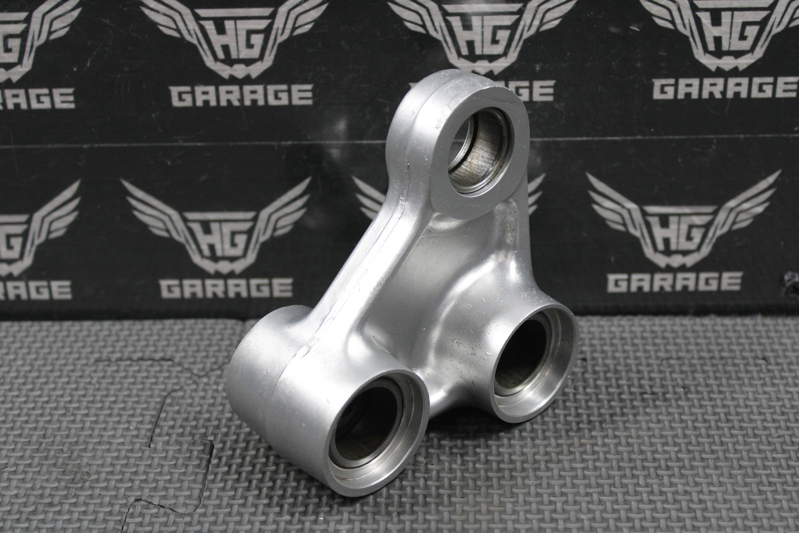 1997 HONDA CR250R OEM REAR SHOCK LINKAGE CUSHION ARM SET S52465 - KZ3 - B00 NICE! - hggarage