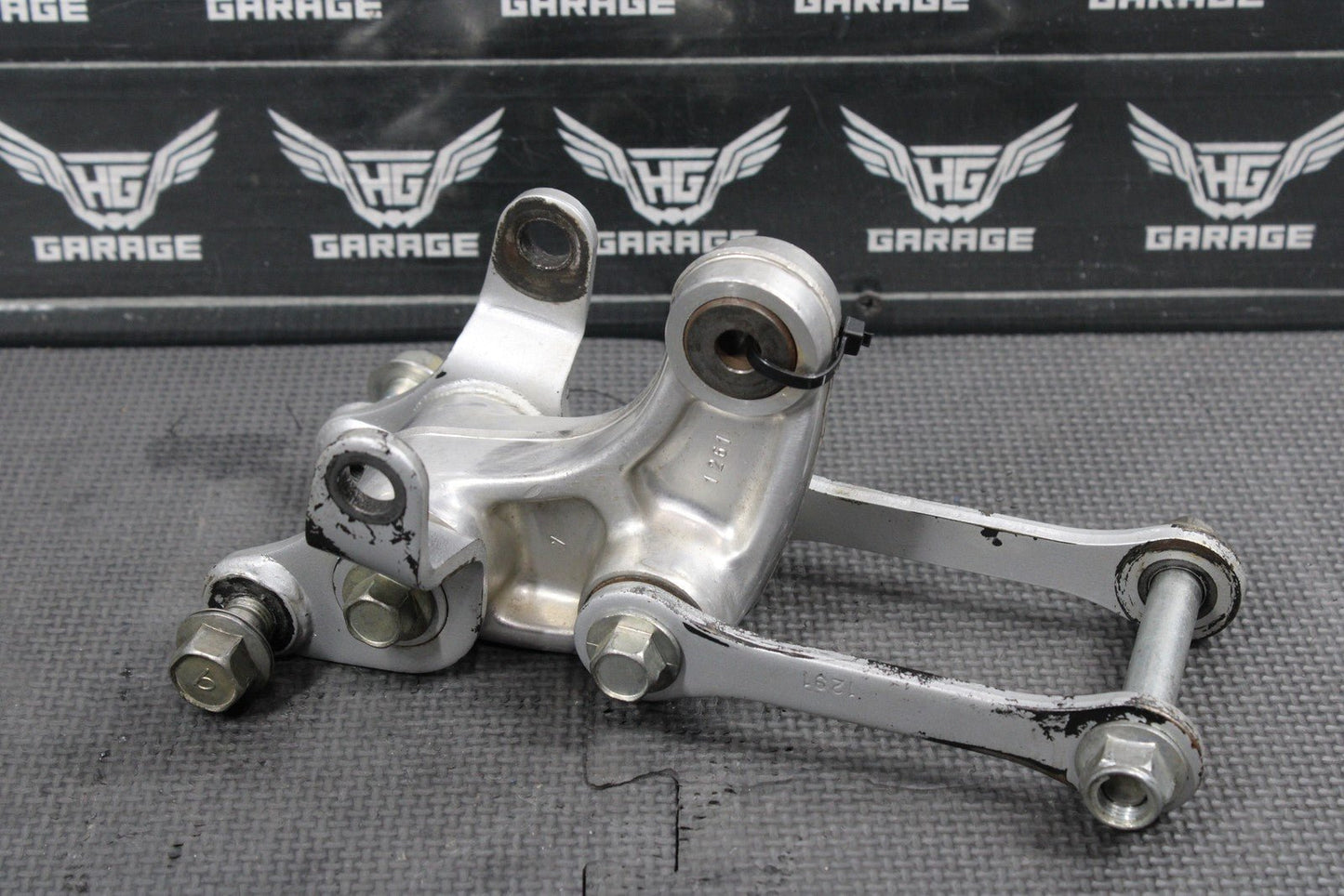 2012 KAWASAKI KX85 OEM REAR SHOCK LINKAGE LINKS RELAY ARM DOGBONE 32037 - 1553 - hggarage