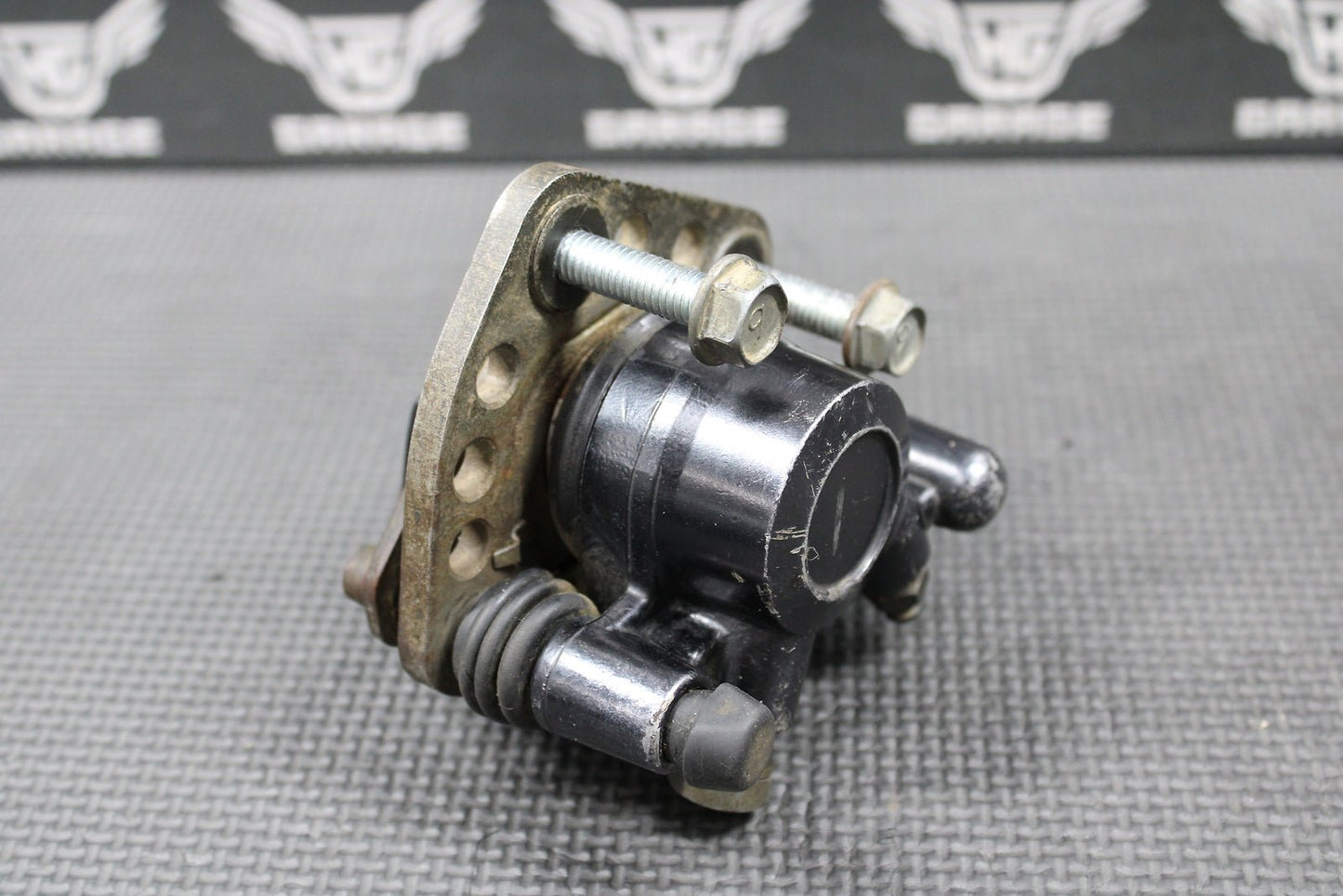 1984 1985 KAWASAKI KX80 OEM FRONT DISC BRAKE CALIPER & BRACKET 43041 - 1559 - hggarage