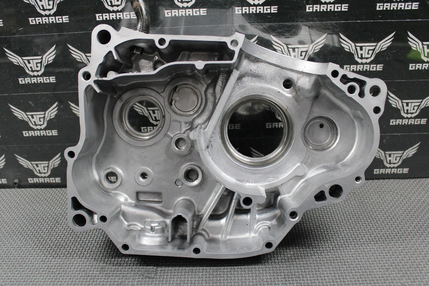 1991 HONDA 88 - 95 XR250R OEM LEFT ENGINE CRANKCASE CRANK CASE 11200 - KZ1 - 670 MINT! - hggarage