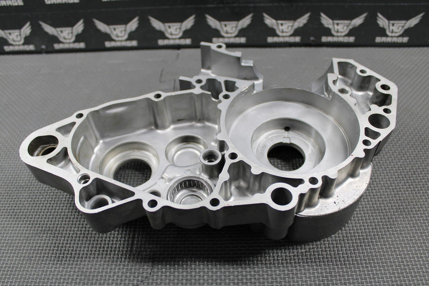 1995 SUZUKI RMX250 MODEL S OEM LEFT ENGINE MOTOR CRANKCASE CRANK CASE 11301 - 4486 - hggarage