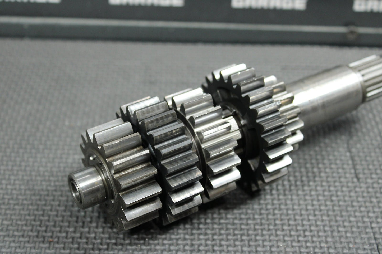 1992 Kawasaki KX250 90 - 93 OEM Engine Transmission Input Shaft Assembly Gears - hggarage