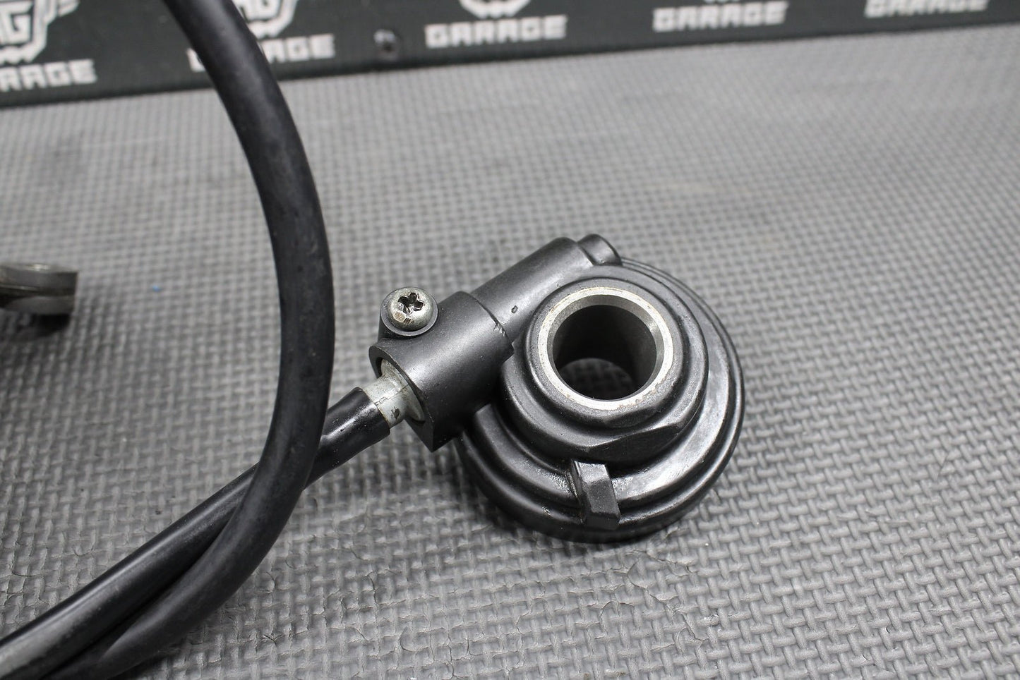 2000 SUZUKI 00 - 04 DRZ400 00 - 07 DRZ400E OEM TRIP METER SPEED DRIVE GEAR HUB CABLE - hggarage