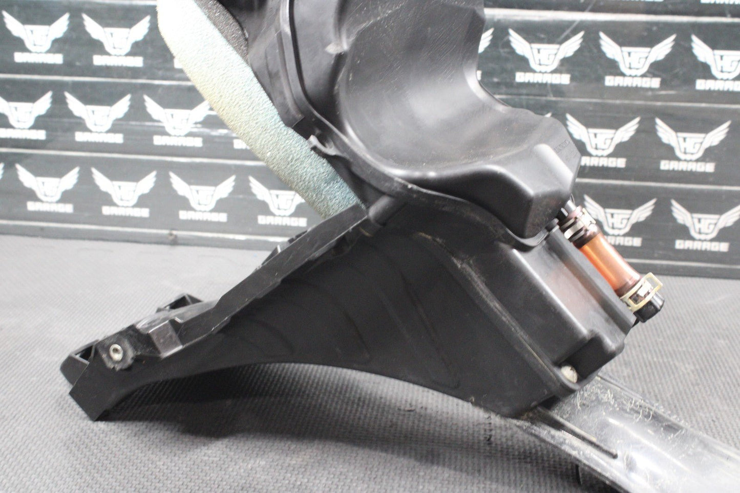 2018 HONDA 18 - 21 CRF250R 19 - 21 CRF250RX OEM AIRBOX INTAKE AIR CLEANER CASE - hggarage