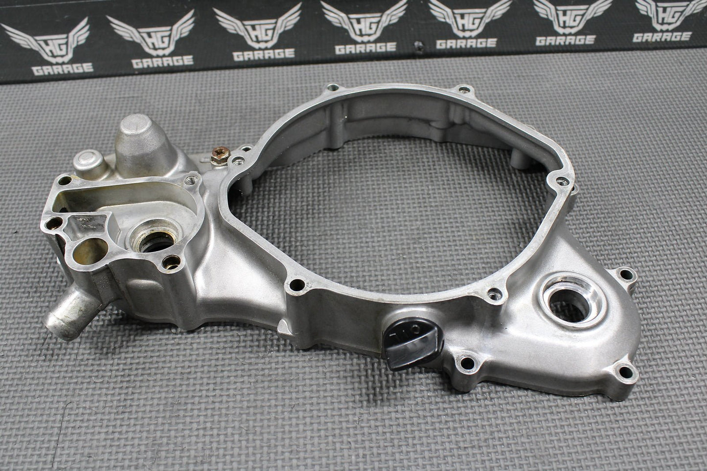 1995 92 - 96 HONDA CR250R OEM ENGINE RIGHT CASE INNER CLUTCH COVER 11341 - KZ3 - 890 - hggarage