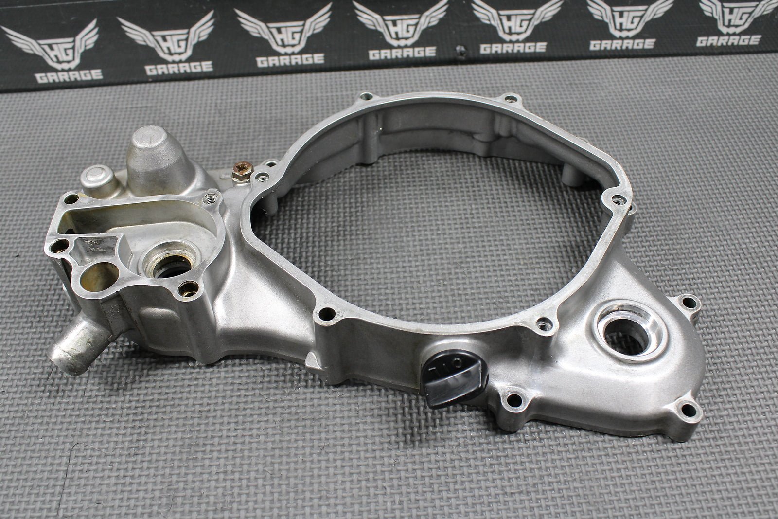 1995 92 - 96 HONDA CR250R OEM ENGINE RIGHT CASE INNER CLUTCH COVER 11341 - KZ3 - 890 - hggarage