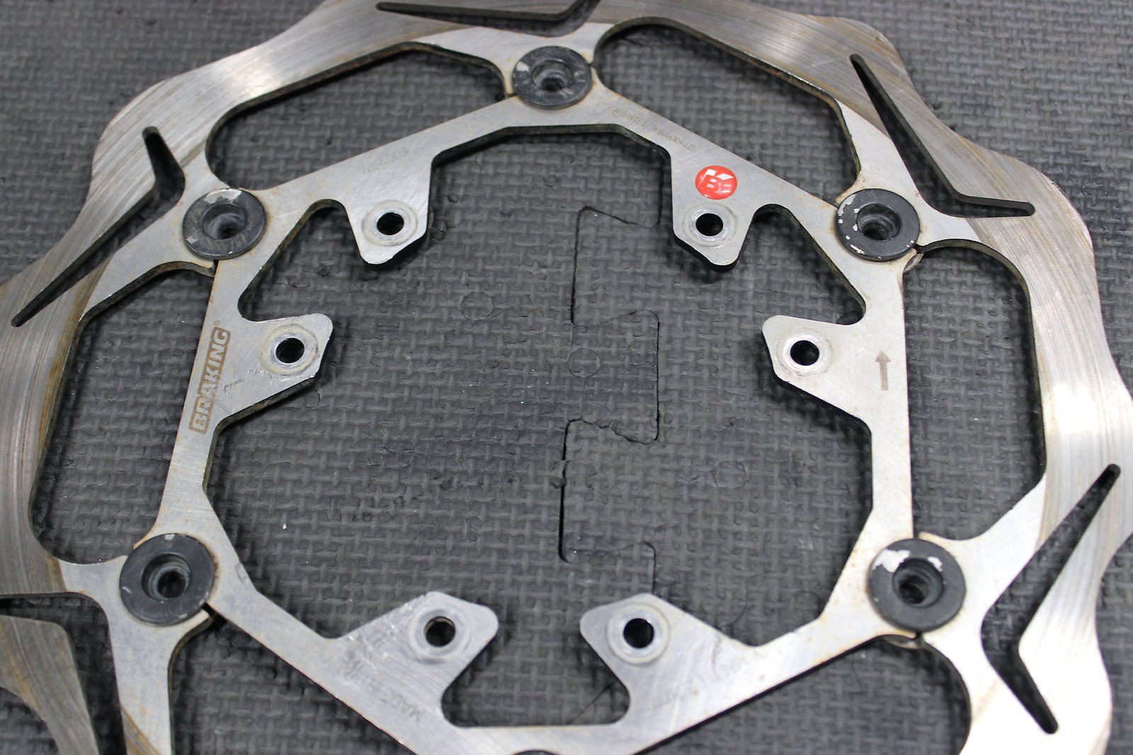 2013 HONDA CRF450R BRAKING OVERSIZED FRONT BRAKE DISC ROTOR BRACKET ASSEMBLY - hggarage