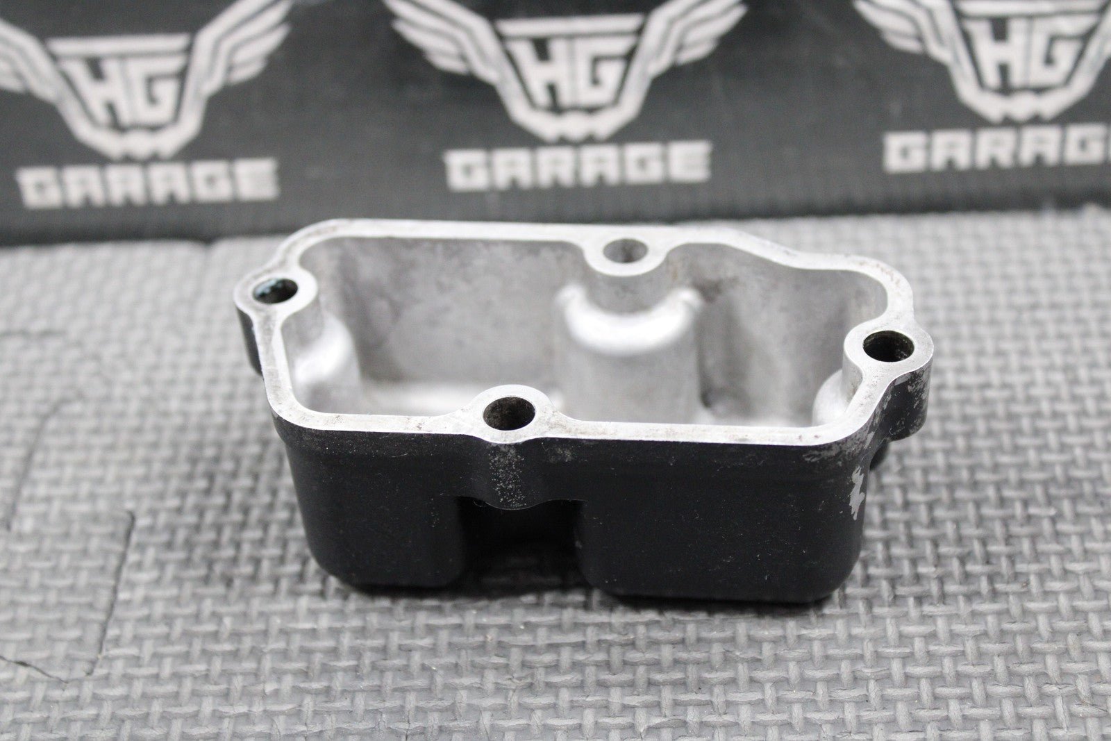1987 1988 HONDA CR125R OEM ATAC EXHAUST MANIFOLD SUB CHAMBER COVER 18331 - KS6 - 700 - hggarage