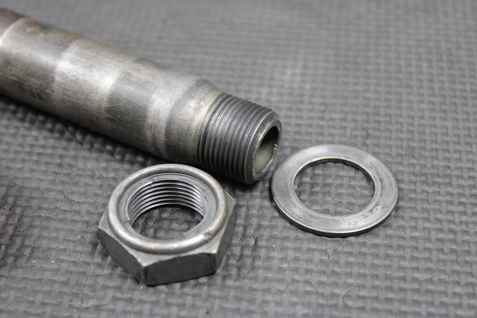 2012 HONDA CRF450R OEM REAR AXLE BACK WHEEL RIM PIVOT BOLT BLOCKS 42301 - KRN - A30 - hggarage