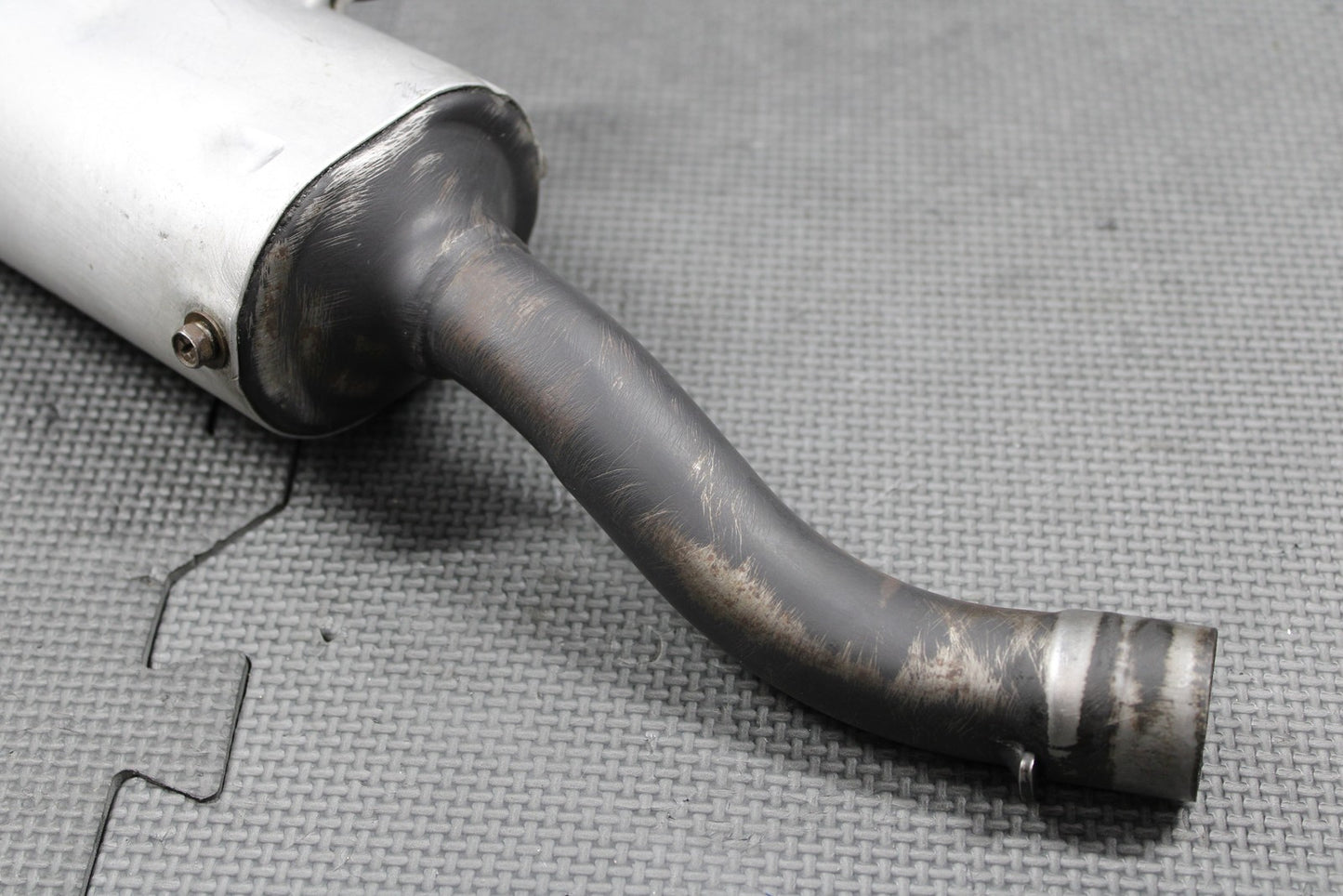 2003 2004 HONDA CR250R OEM MUFFLER EXHAUST SILENCER SLIP ON PIPE 18330 - KZ3 - L30 - hggarage