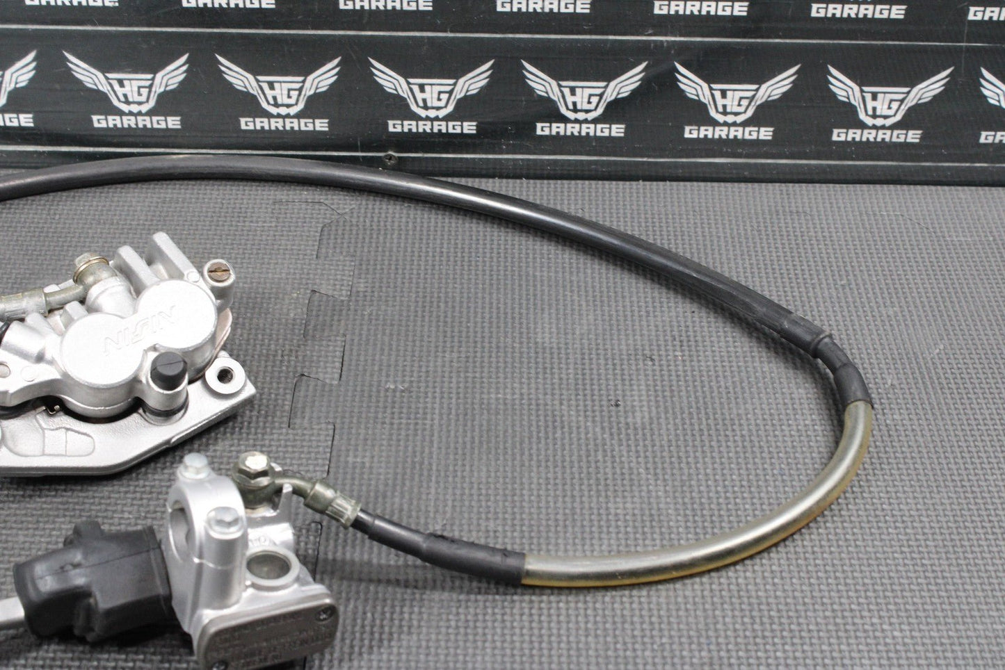 2000 SUZUKI 00 - 04 DRZ400 OEM FRONT BRAKE CALIPER MASTER CYLINDER W HOSE LEVER - hggarage