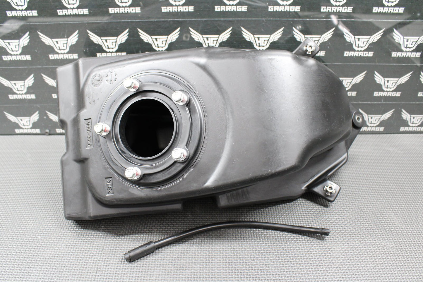 2018 16 - 18 KAWASAKI KX450F OEM GAS FUEL TANK CELL PETROL RESERVOIR 51001 - 0829 - hggarage