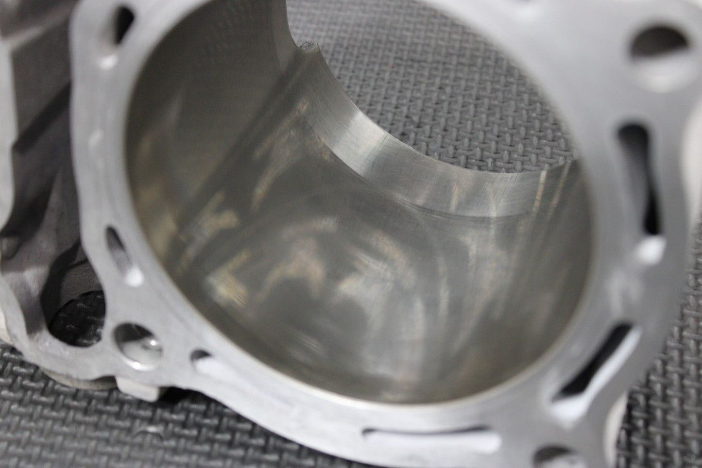 2005 YAMAHA 03 - 05 YZ450F OEM STD 95MM CYLINDER BORE JUG BARREL TOPEND GOOD! - hggarage
