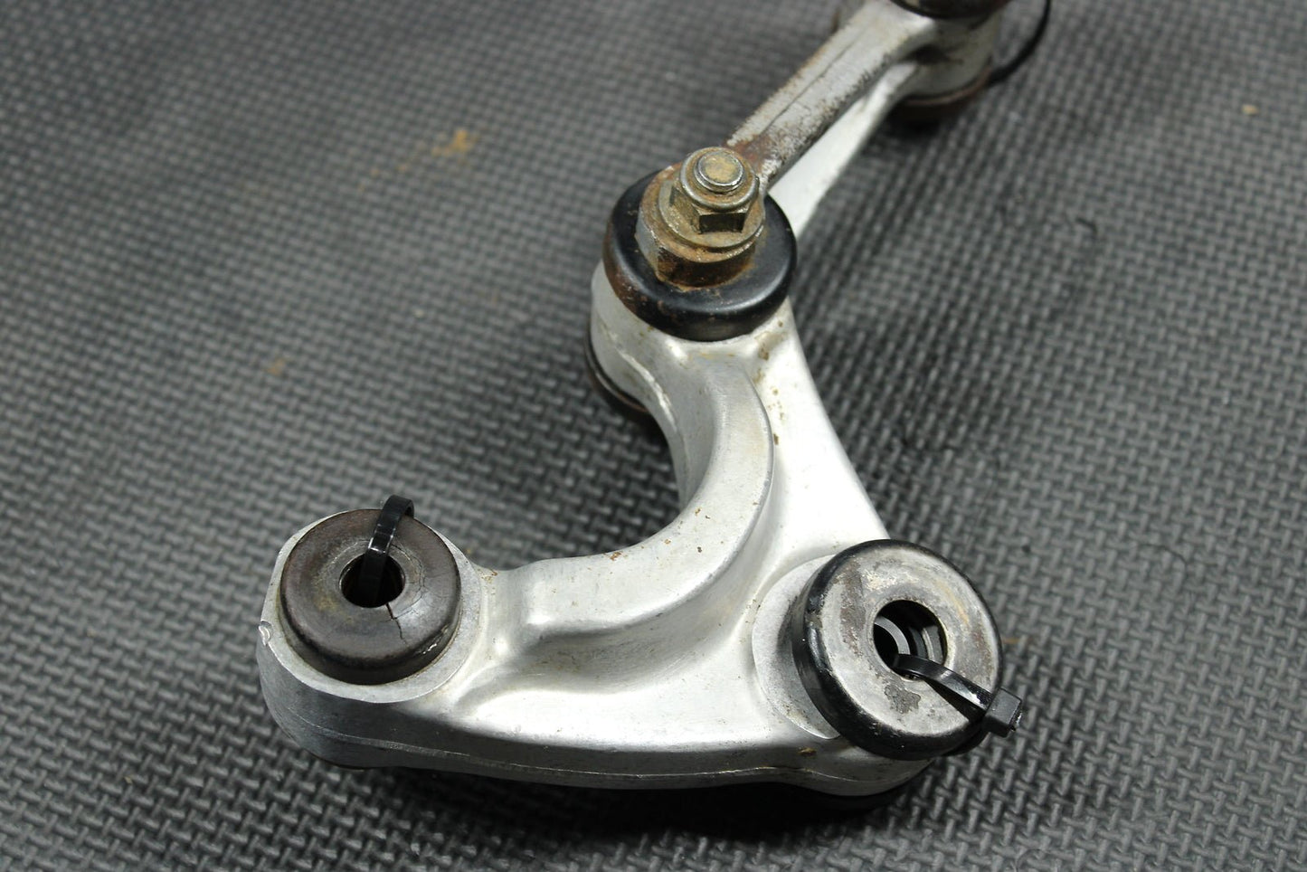 1993 Honda CR80R OEM Rear Shock Linkage Links 52460 - GS2 - 700 52470 - GS2 - 700 - hggarage