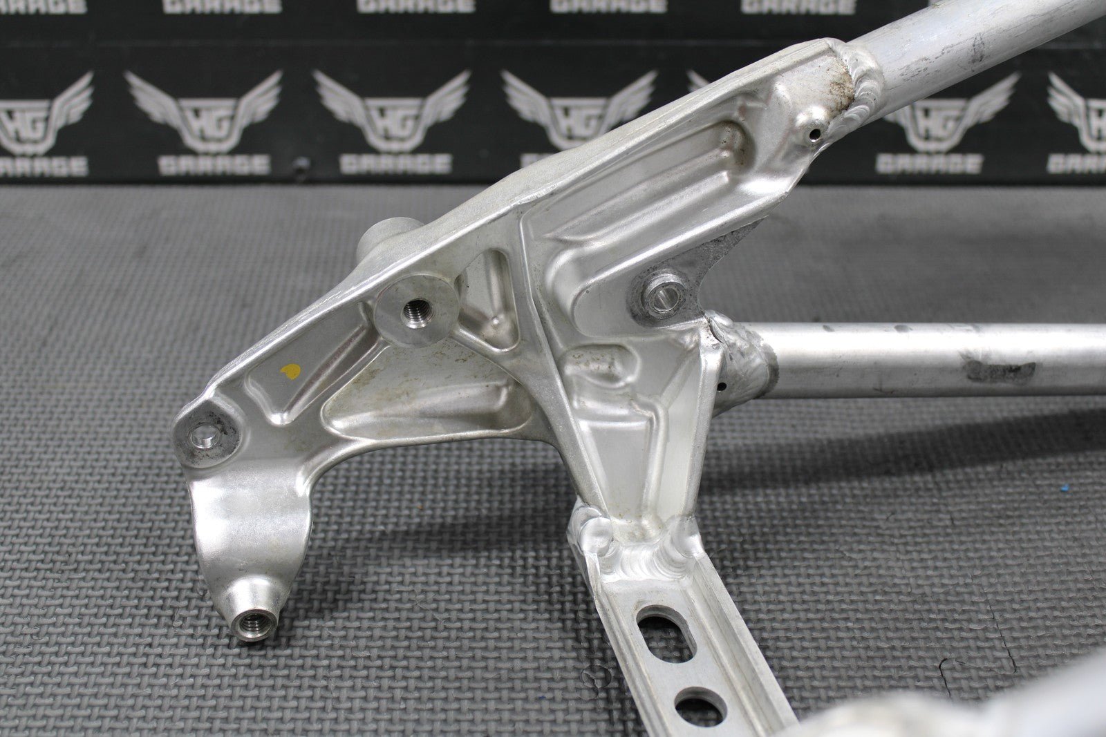 2012 HONDA 11 - 13 CRF250R 11 - 12 CRF450R OEM REAR SUB FRAME SUBFRAME 50200 - MEN - A50 - hggarage